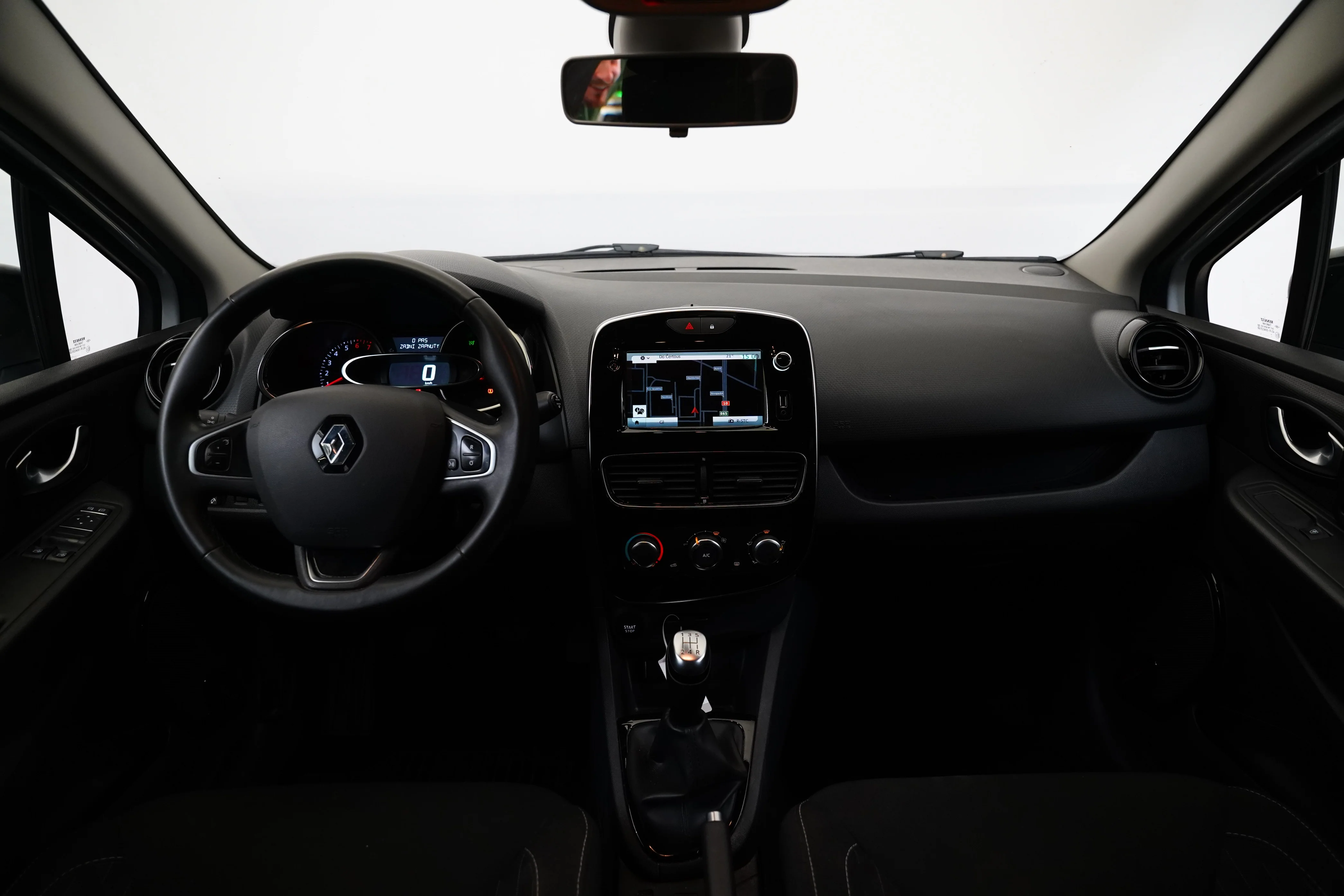 Renault Clio 0.9 TCe 56 kW, Česko — foto 5 z 6