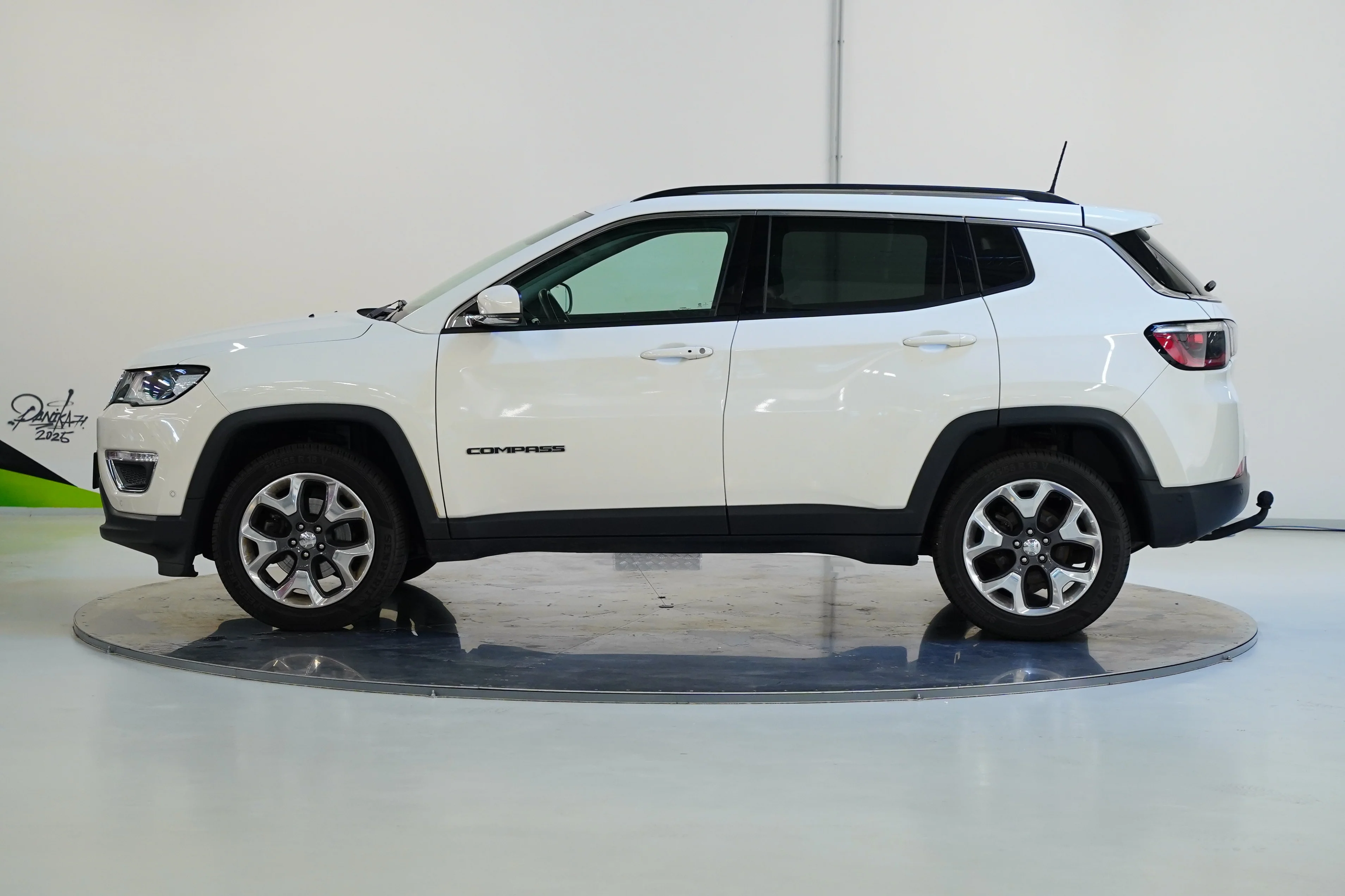Jeep Compass M-Air 4WD 1.4 125 kW automatic, Česko — foto 3 z 6