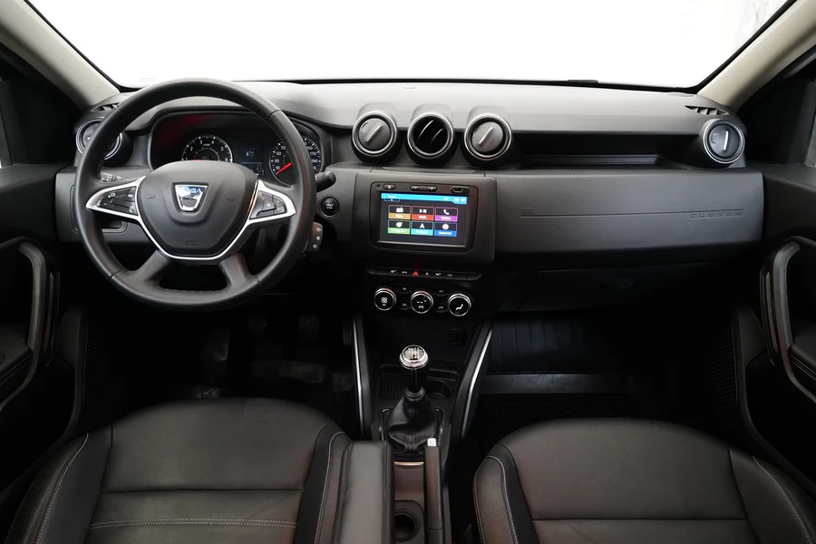 Dacia Duster Prestige 1.2 TCe 92 kW, Česko — foto 5 z 27
