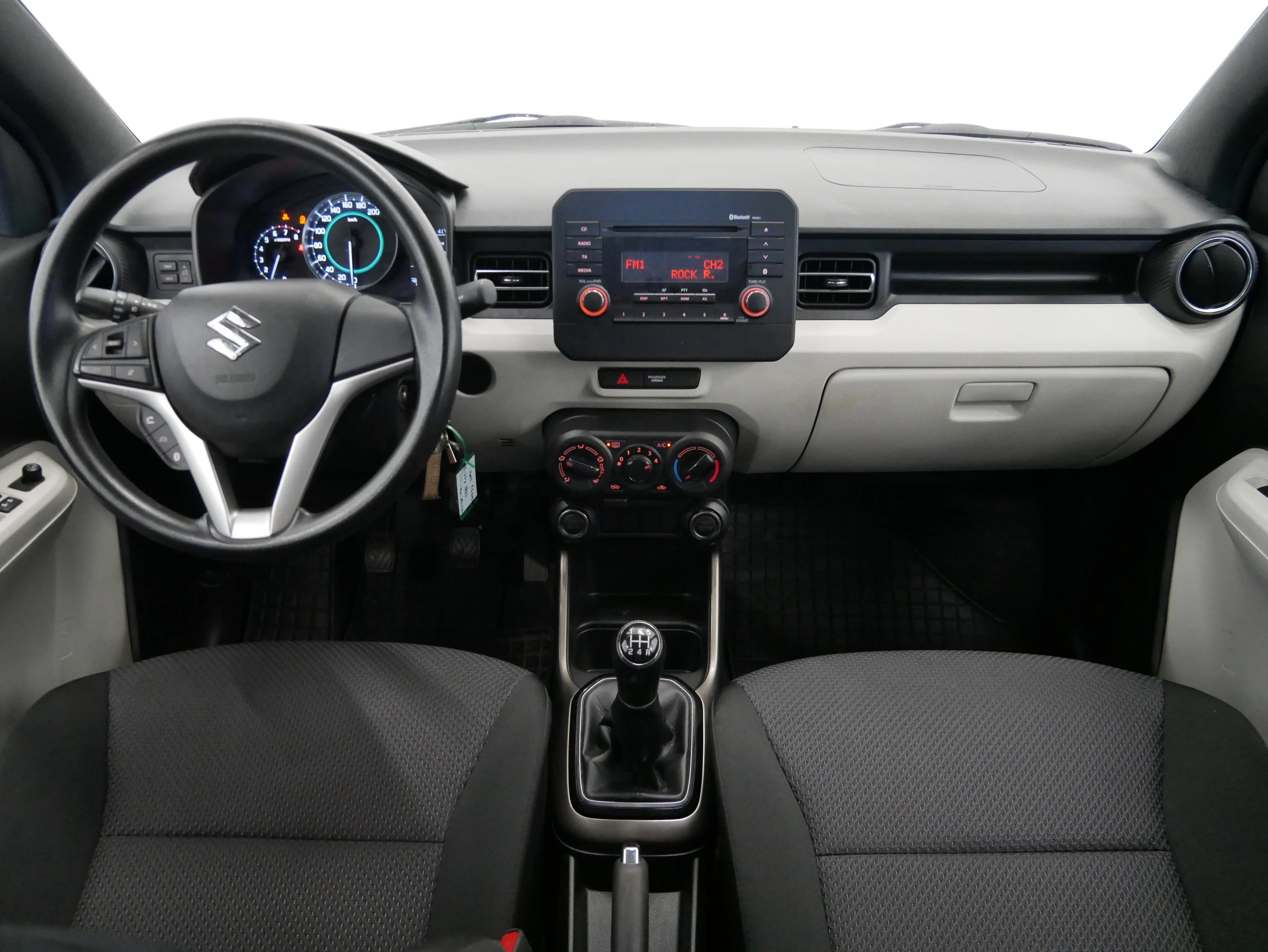 Suzuki Ignis 1.2i, Česko — foto 5 z 6