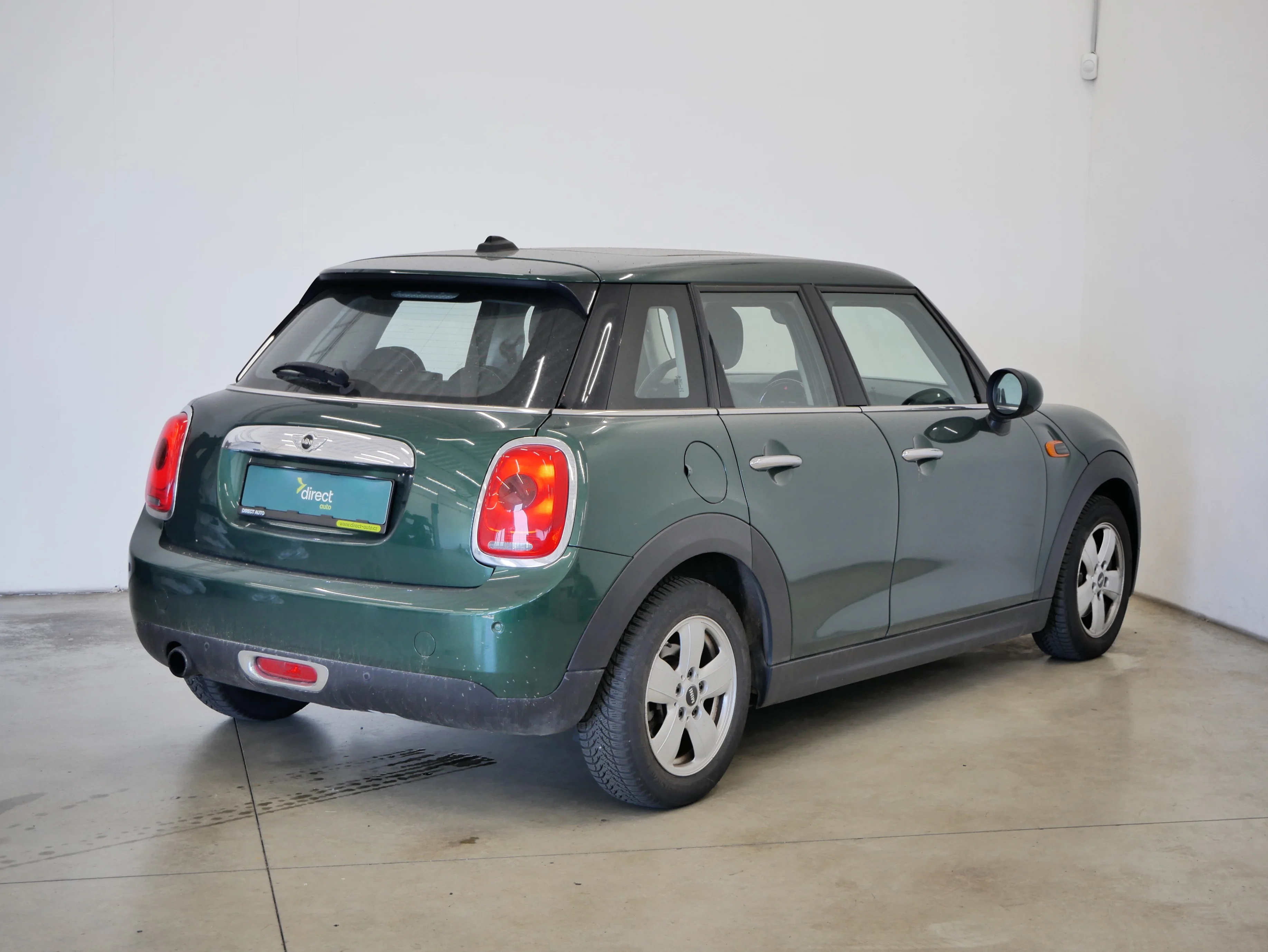 MINI One 1.2 i 75 kW automatic, Česko — foto 2 z 6