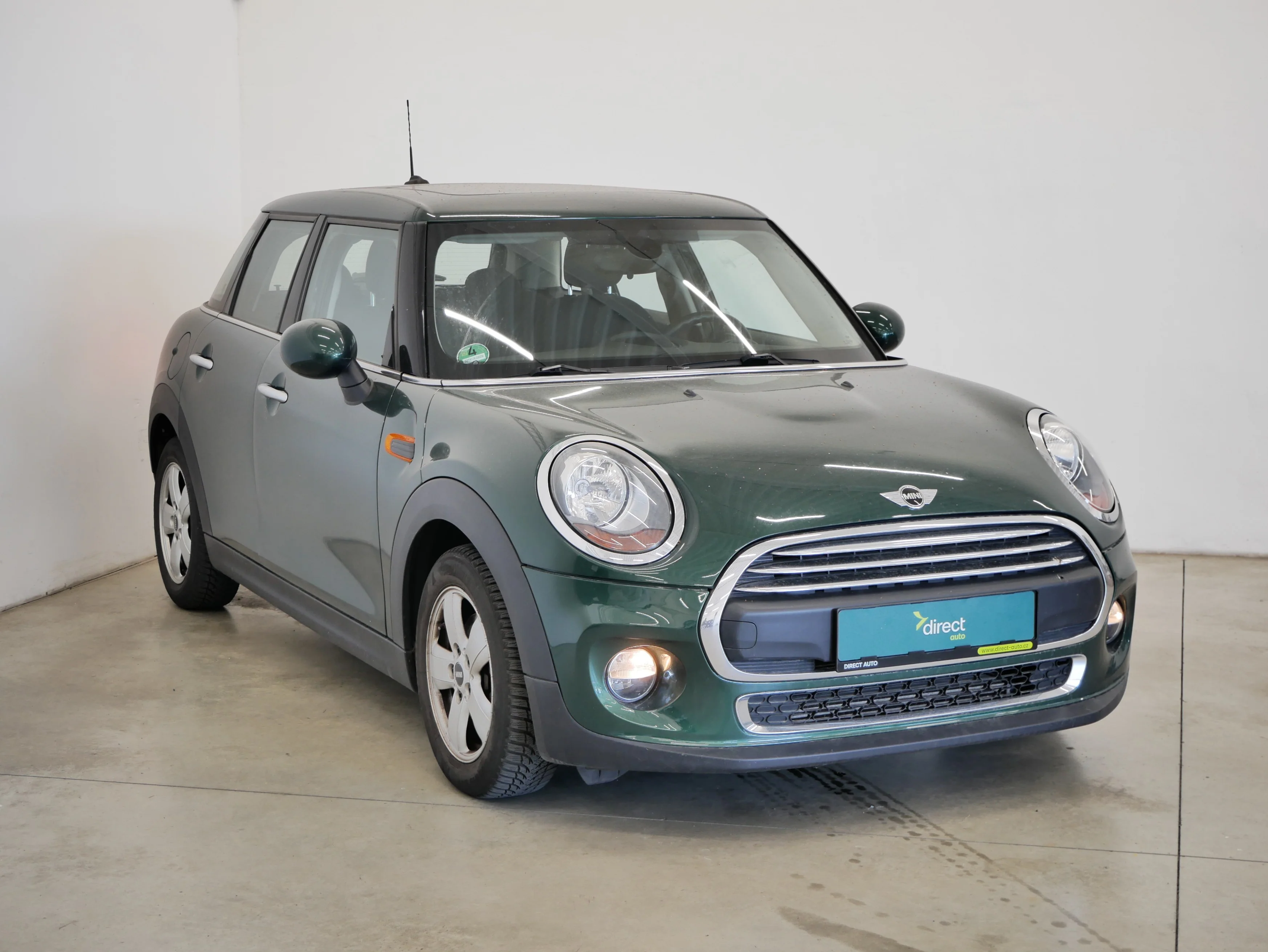 MINI One 1.2 i 75 kW automatic, Česko — foto 4 z 6
