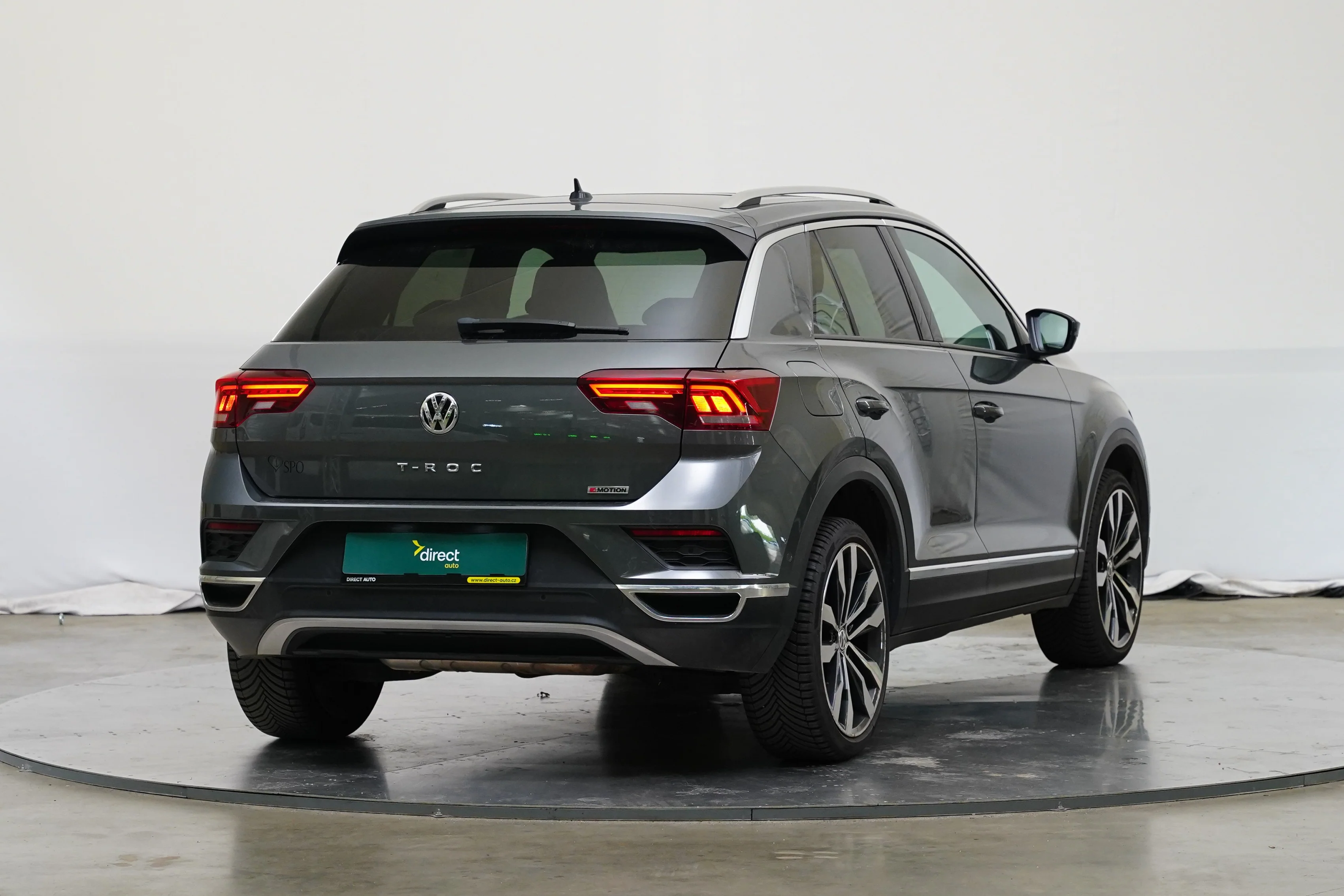 Volkswagen T-Roc 4Motion 2.0 TSI 140 kW automatic, Česko — foto 3 z 6