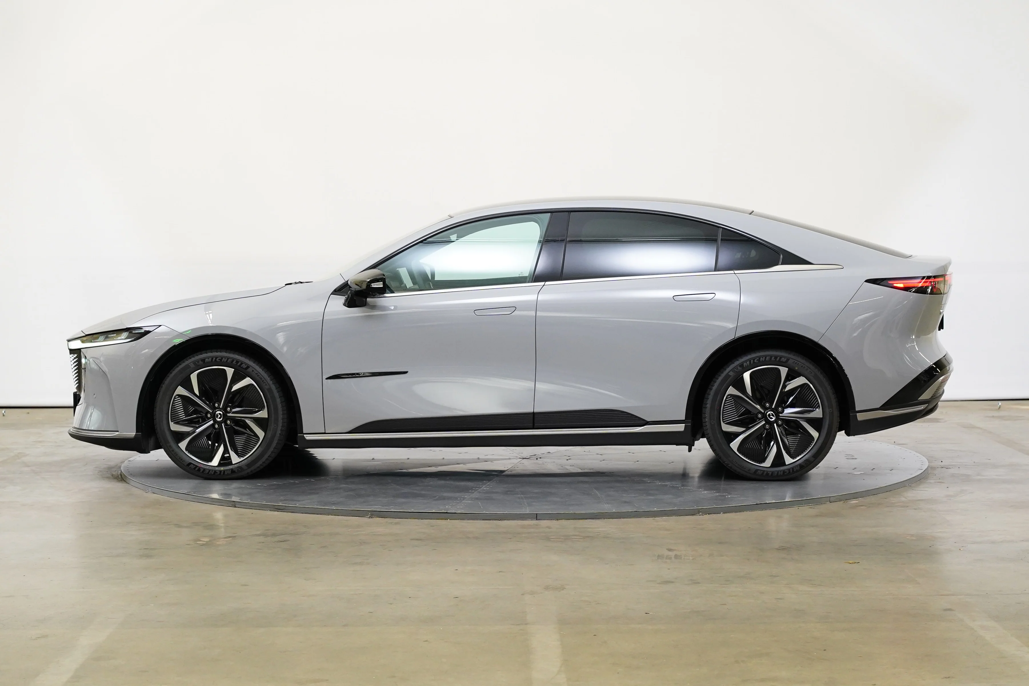 Mazda 6 180kW automatic, Česko — foto 3 z 6