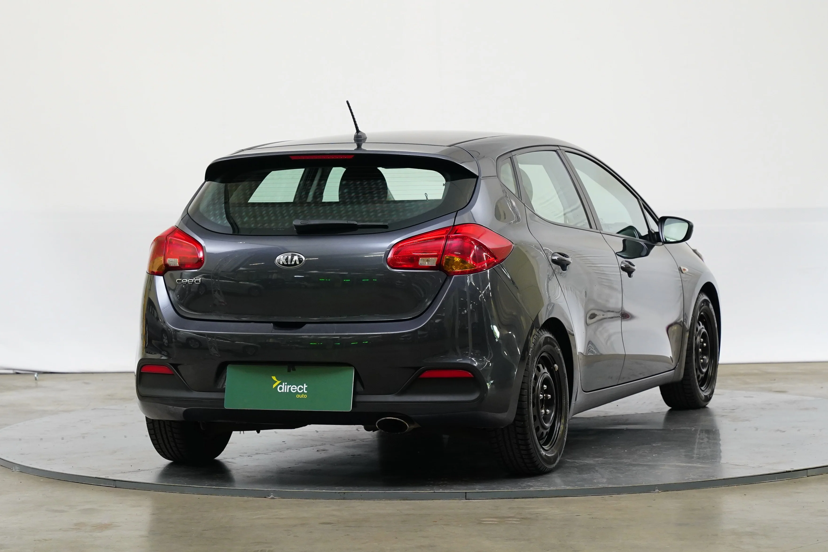 Kia Ceed 1.4 73 kW, Česko — foto 2 z 6