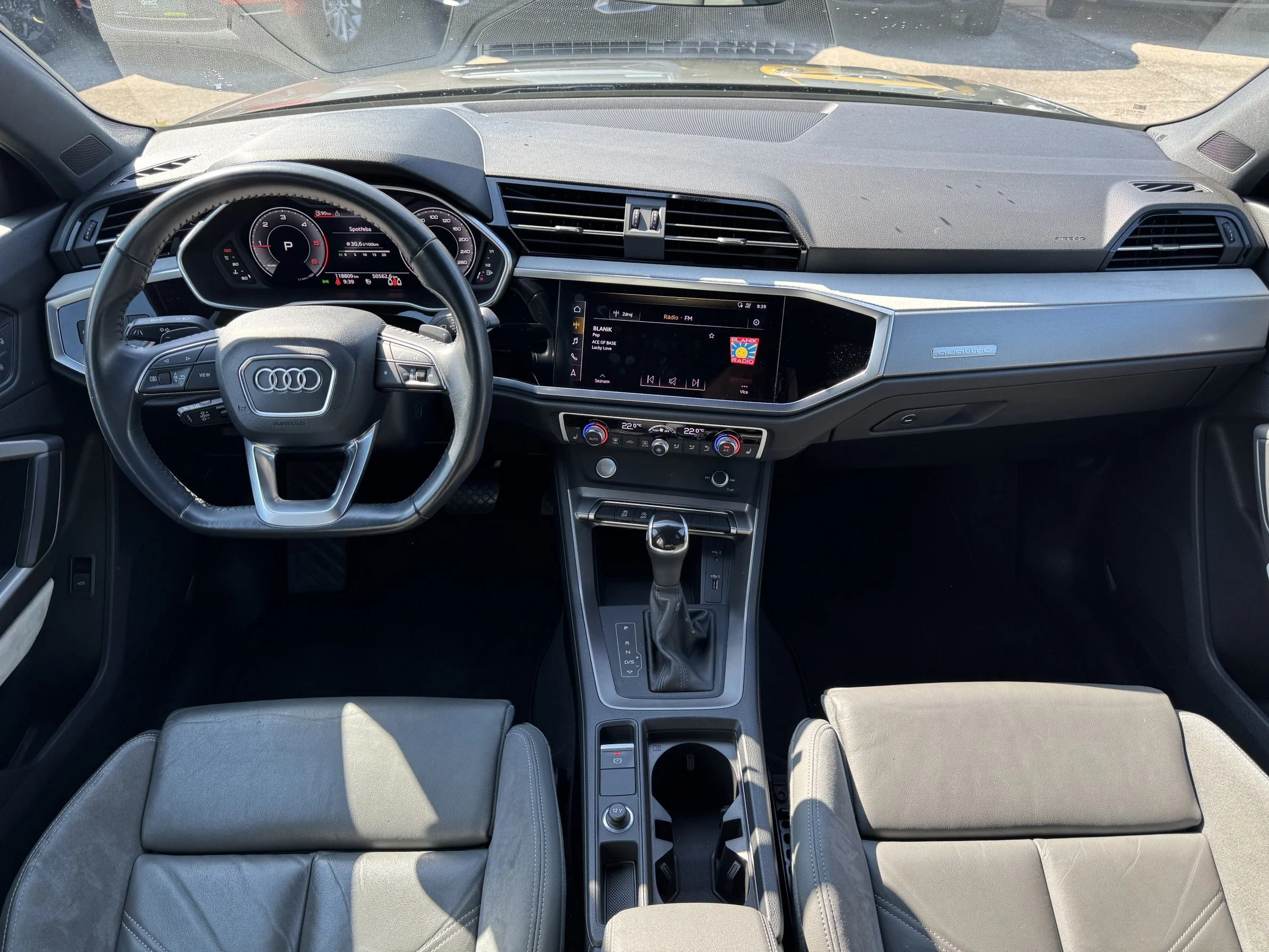 Audi q3 2,0 TDI 140 142 kW automat, Česko — foto 5 z 6
