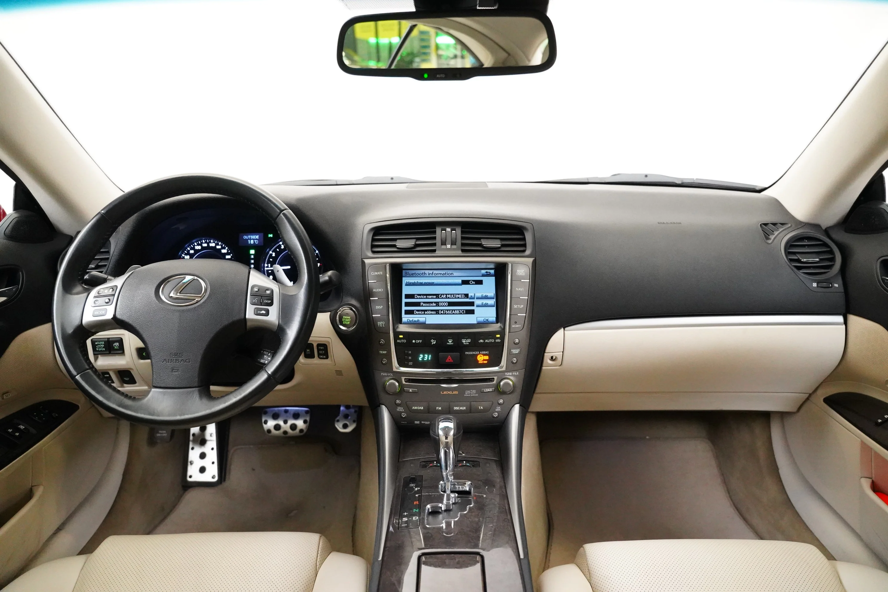 Lexus Is 2.5 153kW automatic, Česko — foto 5 z 6