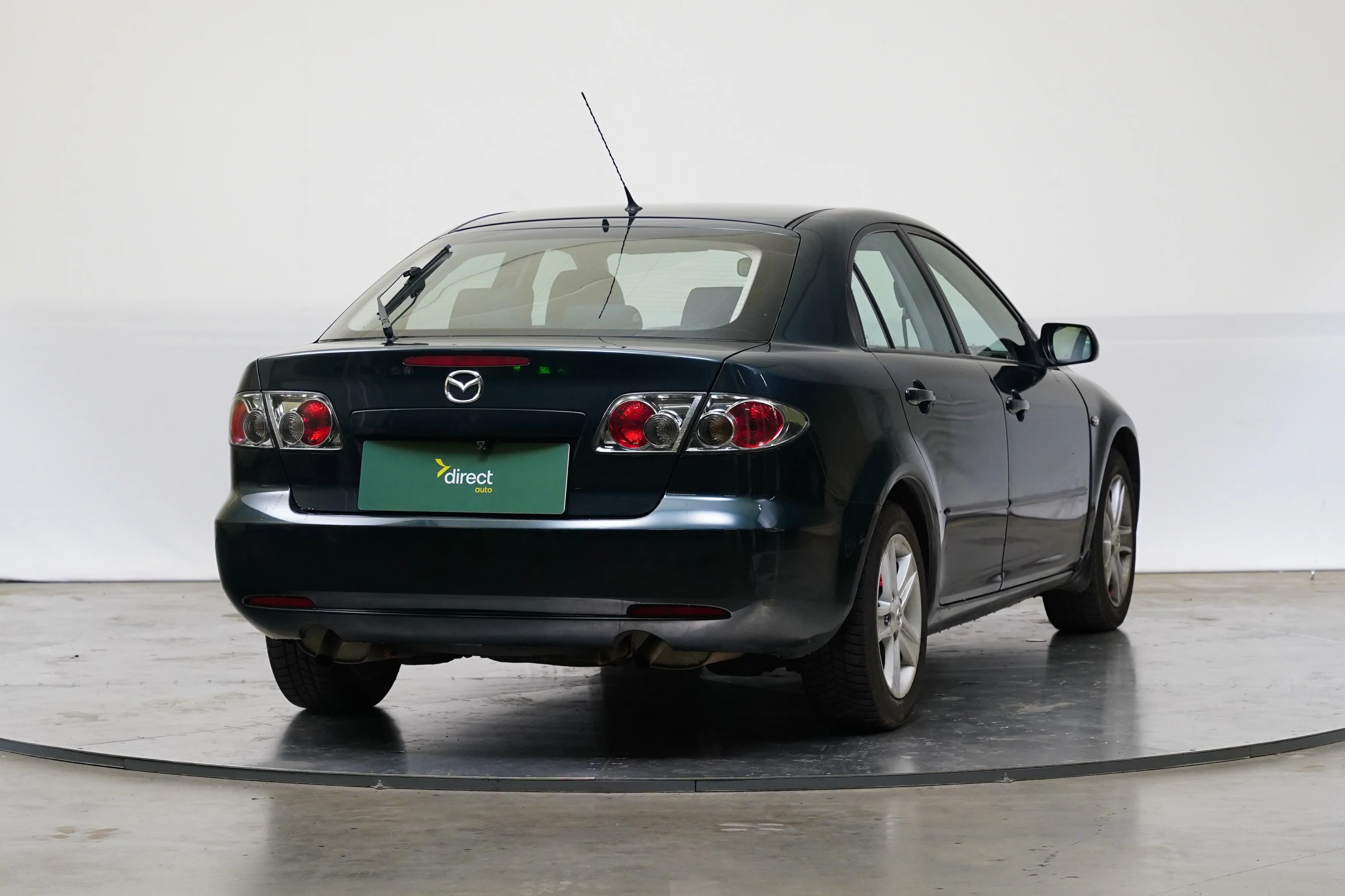 Mazda 6 2.0 i 108 kW, Česko — foto 3 z 6