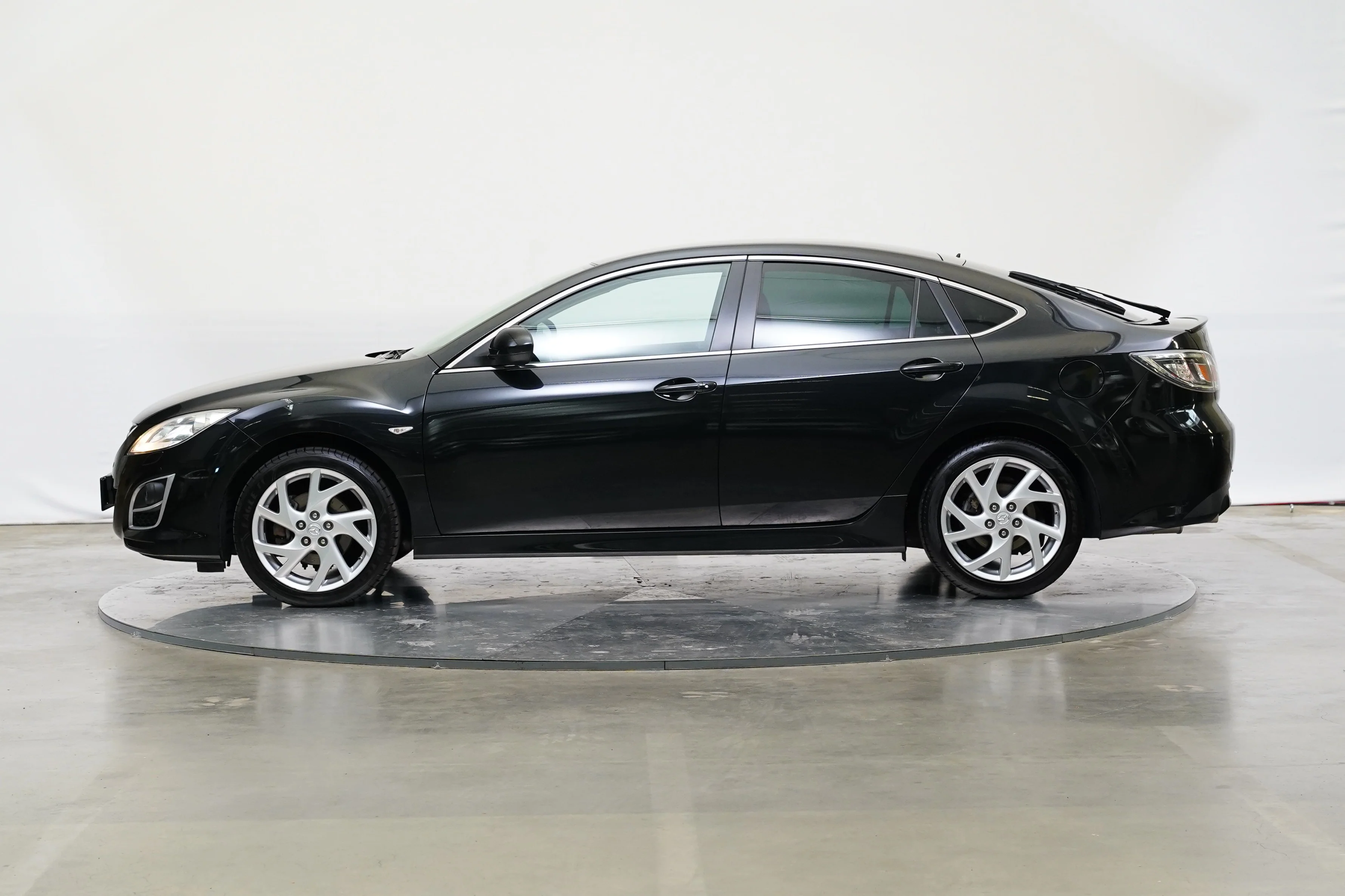 Mazda 6 2.5 125 kW, Česko — foto 3 z 6