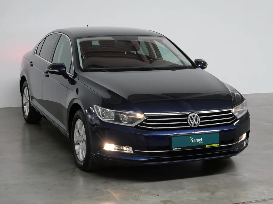 Volkswagen Passat Comfortline 1.6 TDI 88 kW, Česko — foto 8 z 23