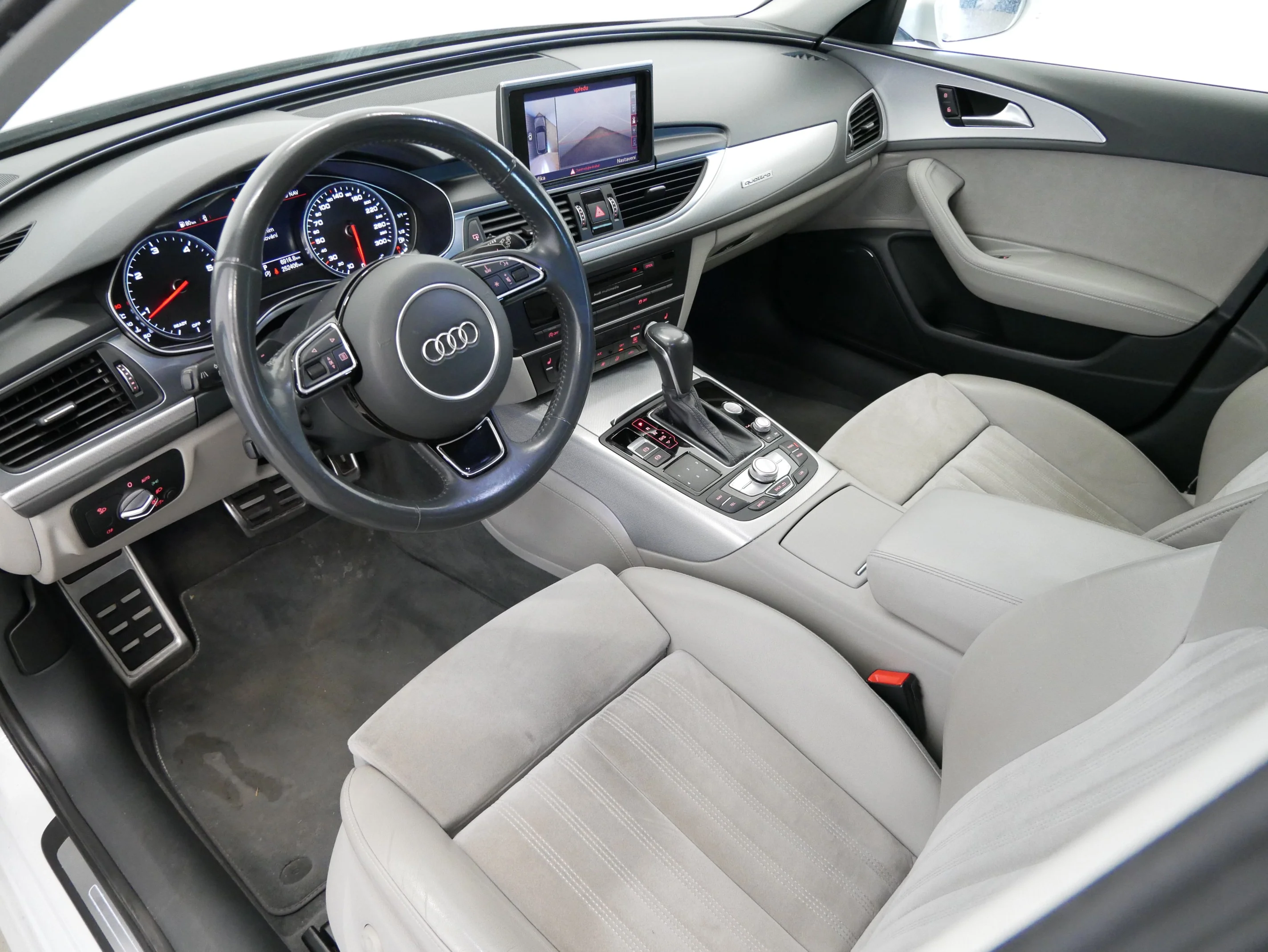 Audi a6 quattro 3.0 TDI 200kW automatic, Česko — foto 5 z 6