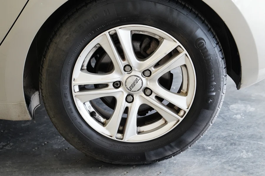 Kia Ceed 1.6 GDI 99 kW, Česko — foto 10 z 22