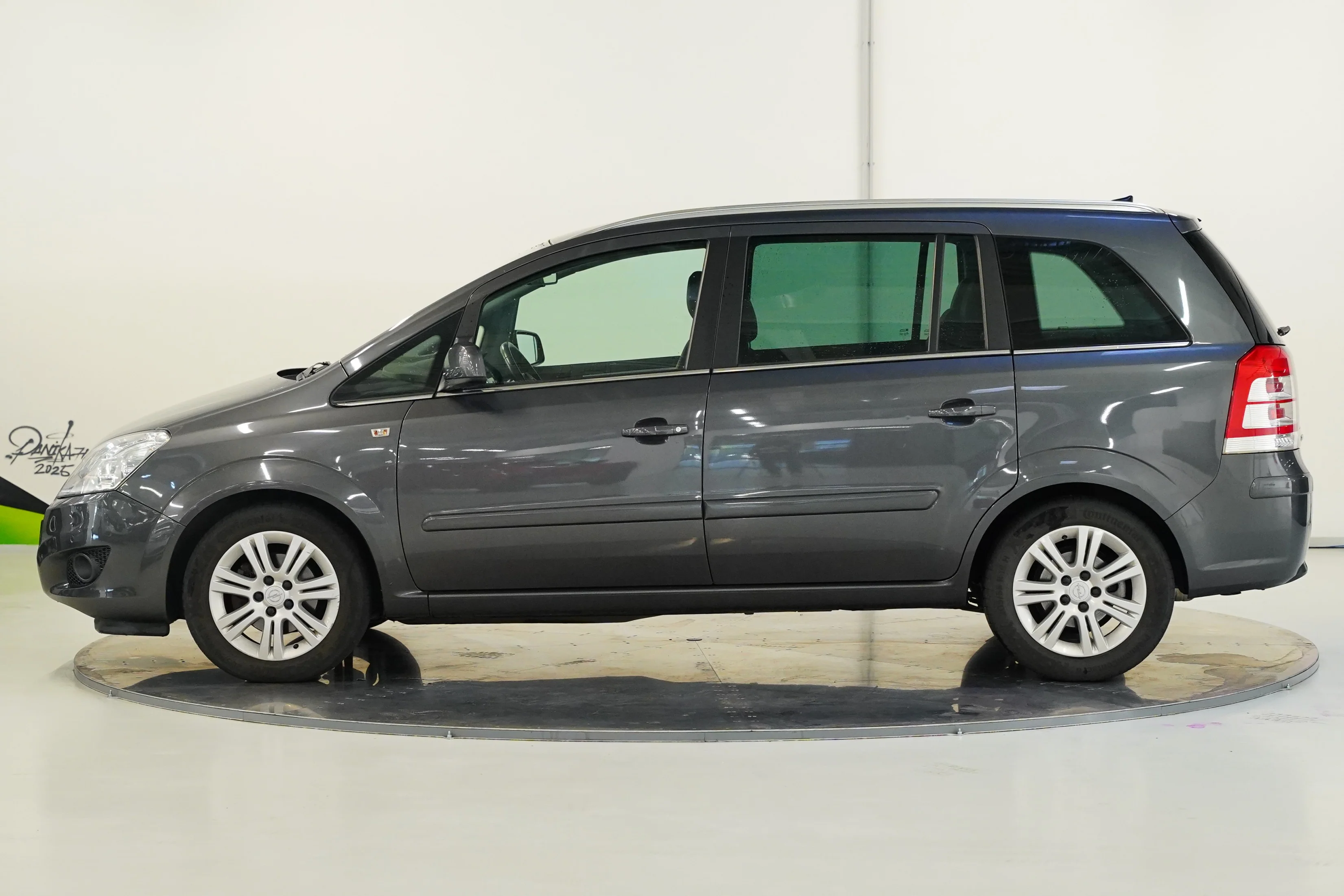 Opel Zafira Innovation 1.8i 103 kW, Česko — foto 3 z 6