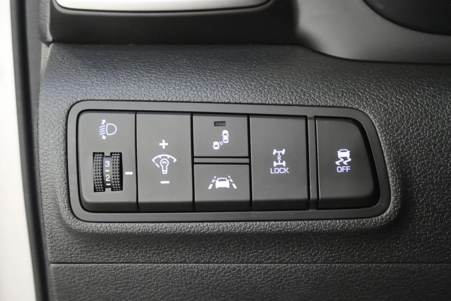 Hyundai Tucson 4x4 1.6 CRDi 100 kW, Česko — foto 12 z 29