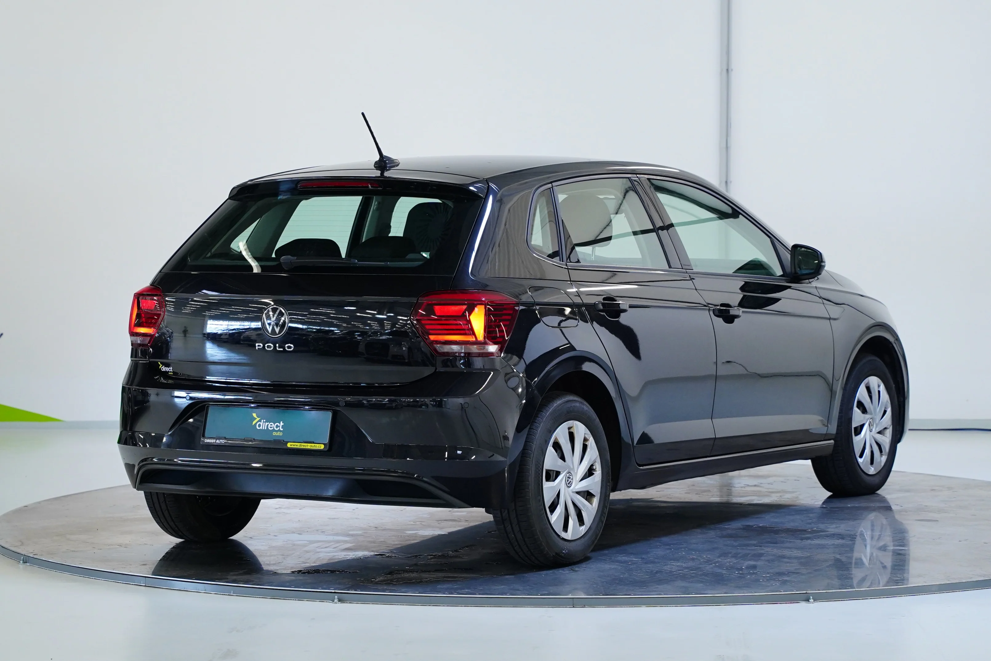 Volkswagen Polo Comfortline 1.0 TSI 70 kW, Česko — foto 2 z 6