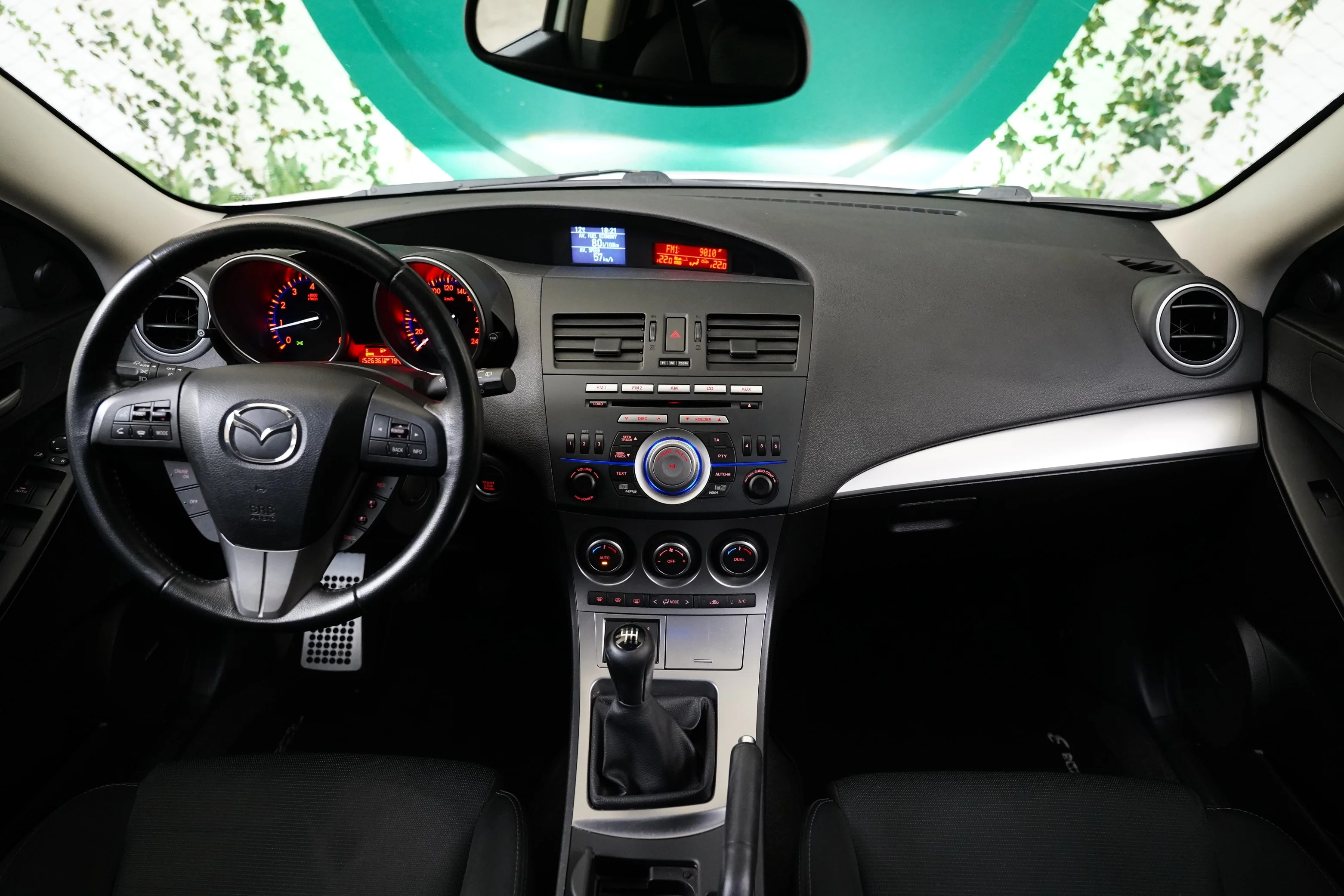 Mazda 3 2.0 111 kW, Česko — foto 5 z 6