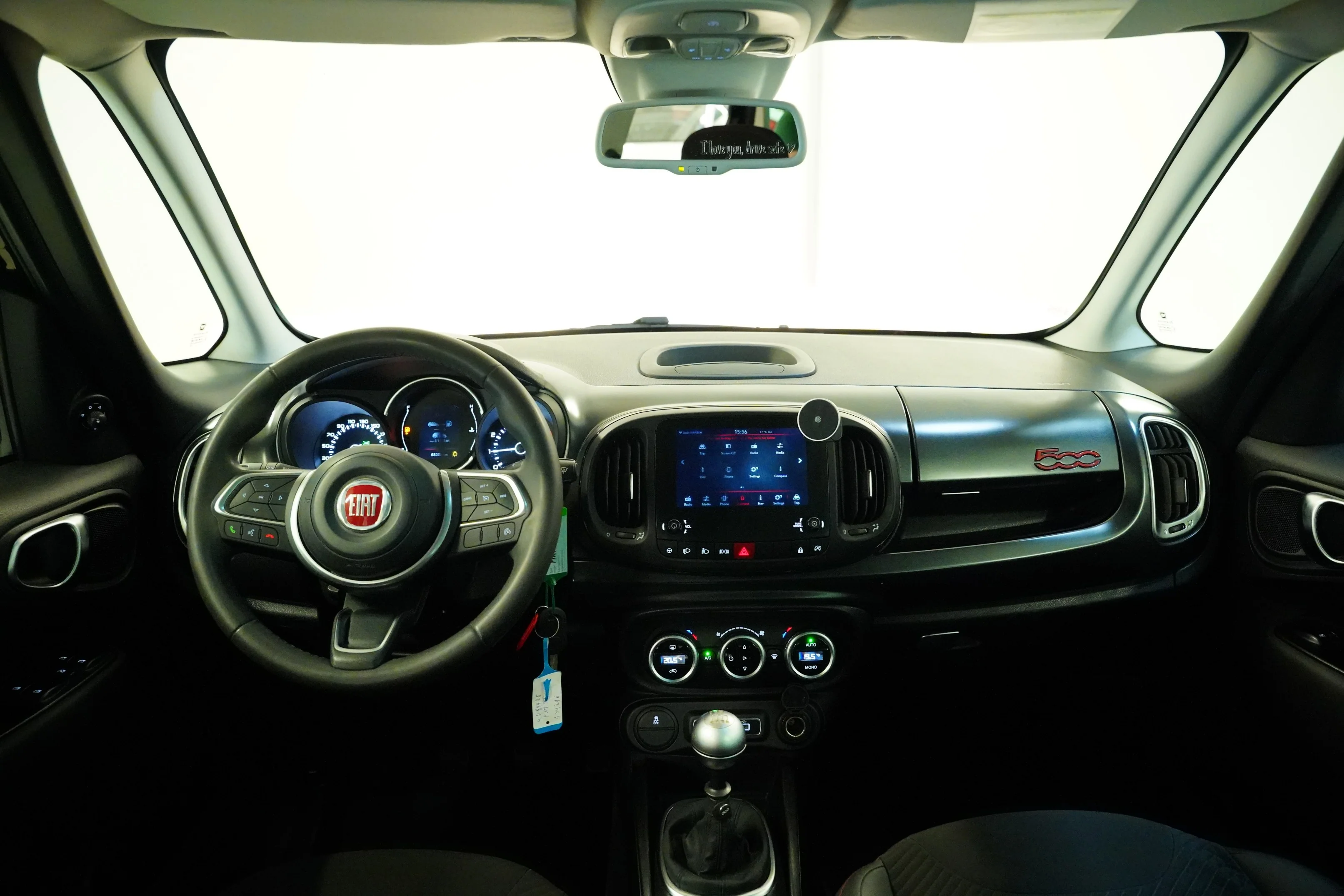 Fiat 500L 1.4 70 kW, Česko — foto 5 z 6