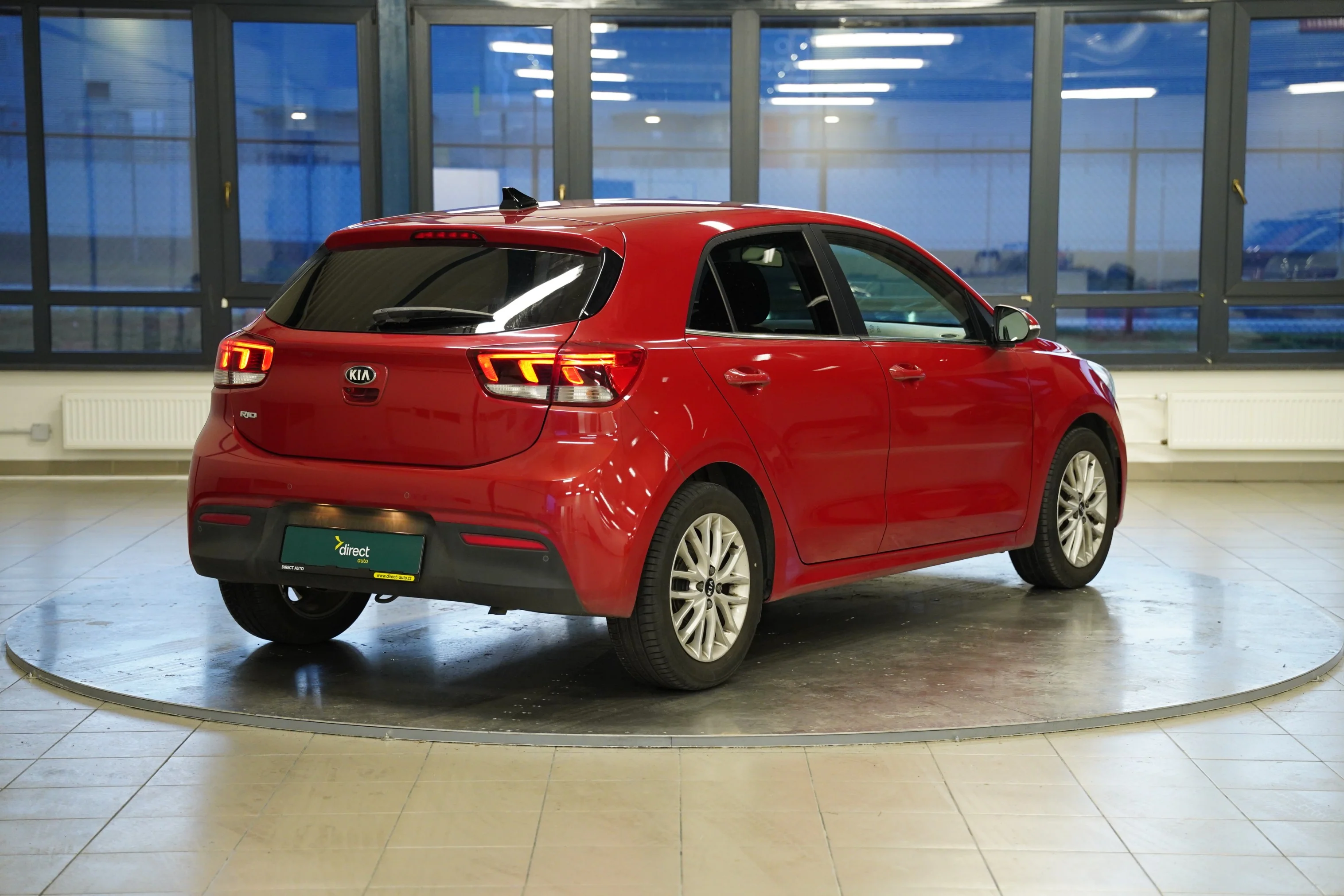 Kia Rio Cvvt 1.4 74 kW, Česko — foto 2 z 6