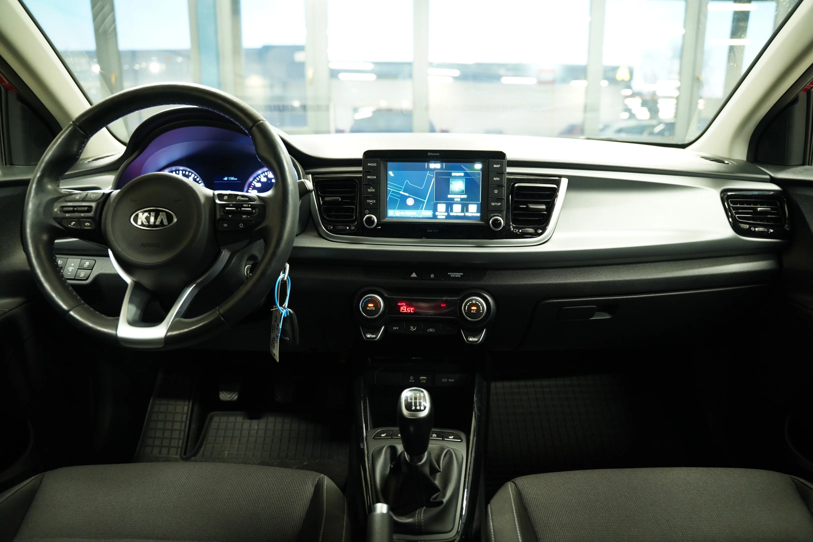 Kia Rio Cvvt 1.4 74 kW, Česko — foto 5 z 6