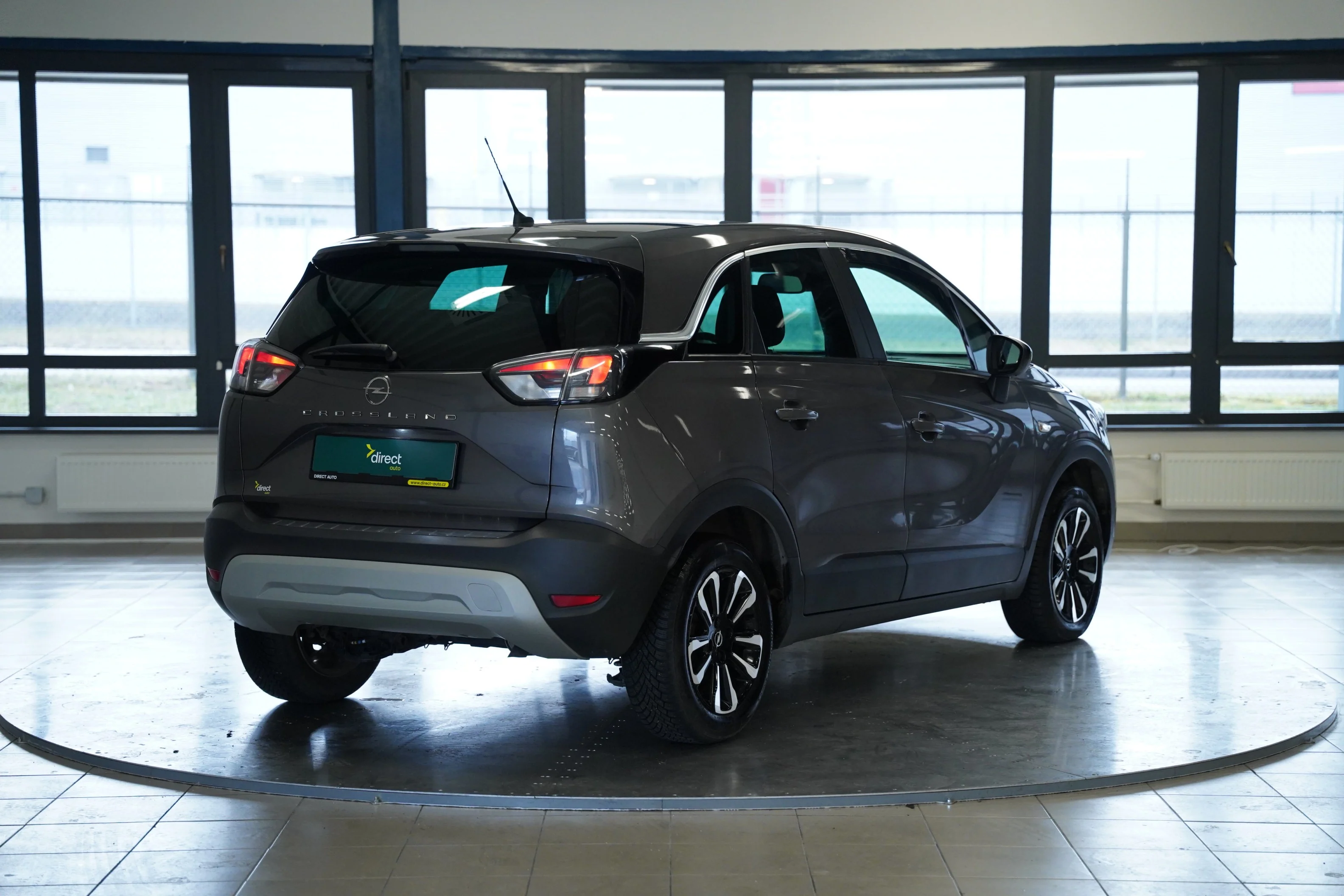Opel Crossland Turbo 1.2 T 81 kW automatic, Česko — foto 2 z 6