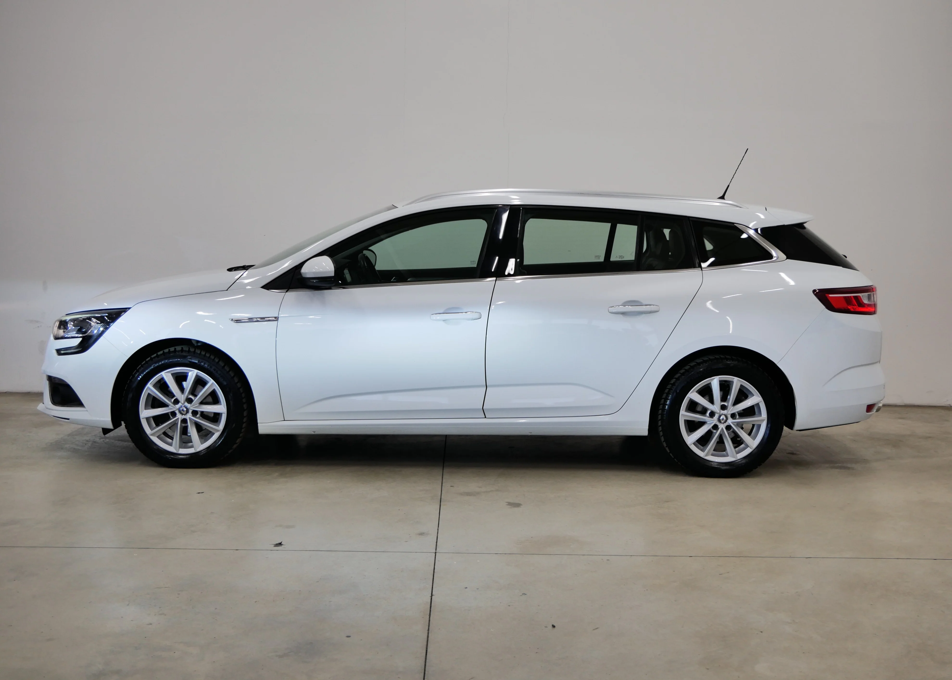 Renault Mégane 1.5 dCi 81 kW, Česko — foto 3 z 6