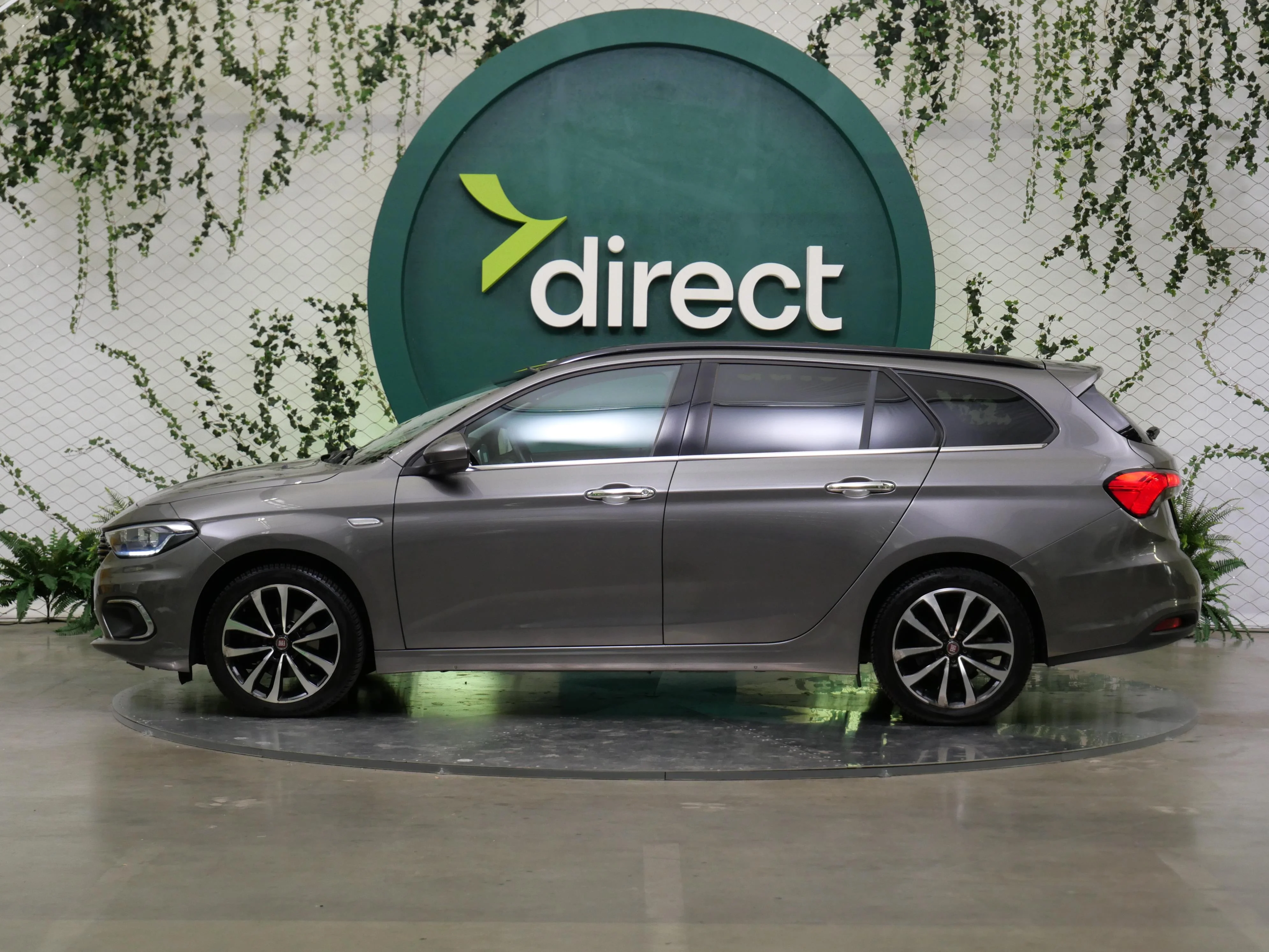 Fiat Tipo 1.6 i 81 kW automatic, Česko — foto 3 z 6