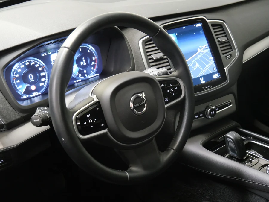 Volvo XC90 2.0 173 kW automatic, Česko — foto 14 z 27