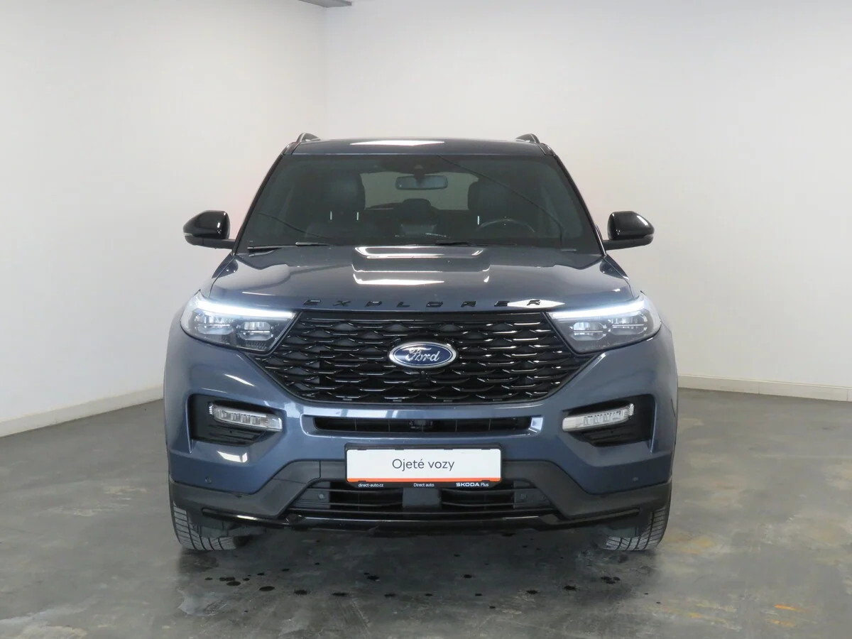 Ford Explorer v6 3.0 267kW, Česko — foto 4 z 6