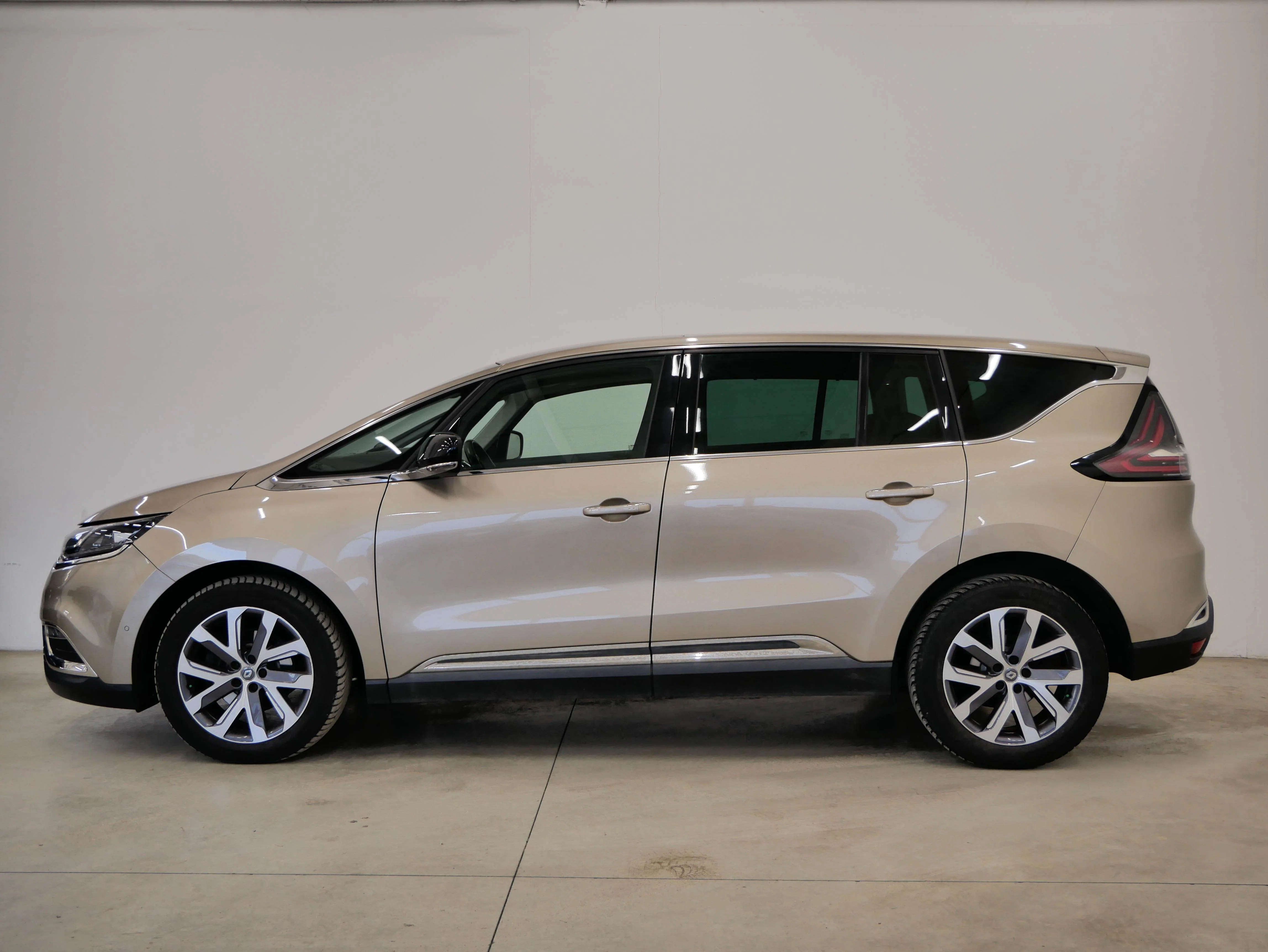 Renault Espace Energy 1.6 dCi 118 kW automatic, Česko — foto 3 z 6