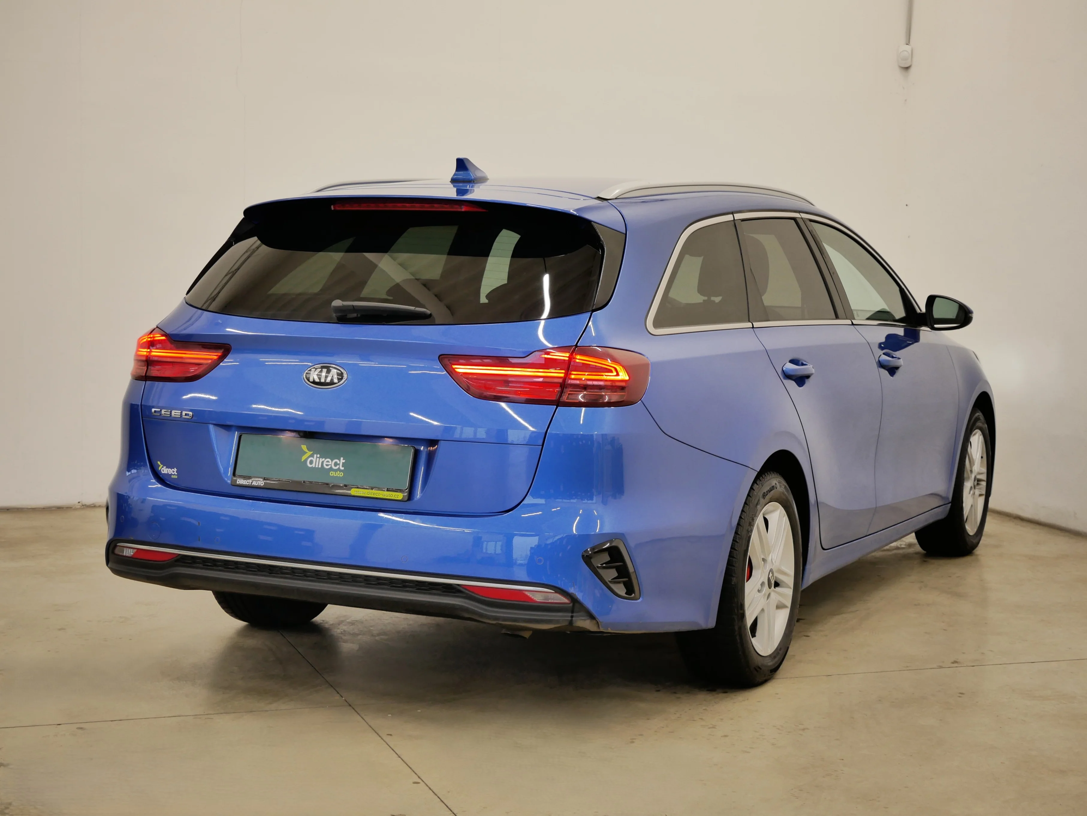 Kia Ceed Top 1.4 T-GDI 103 kW automatic, Česko — foto 2 z 6