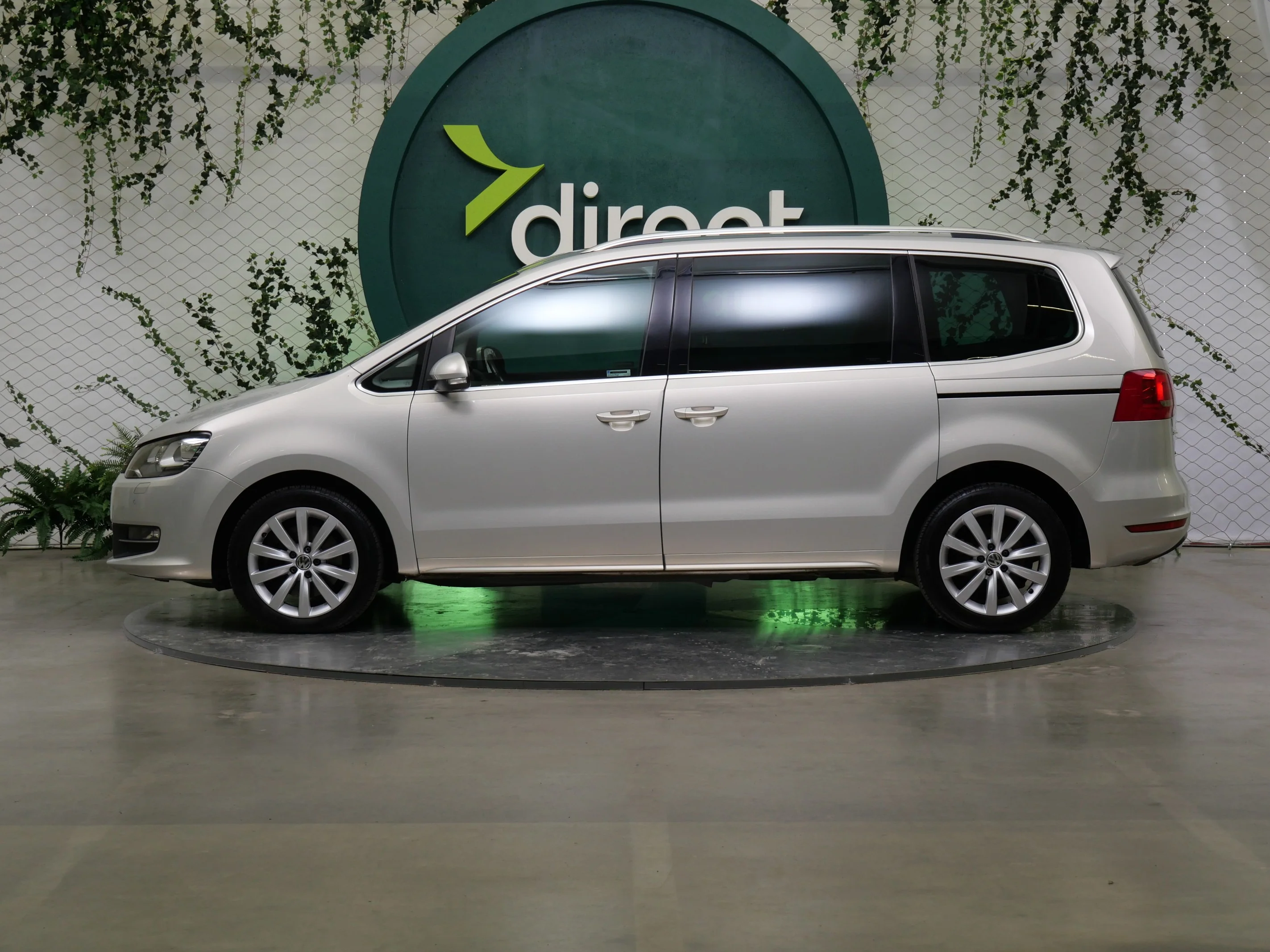 Volkswagen Sharan 4x4 2.0 TDI 103 kW, Česko — foto 3 z 6