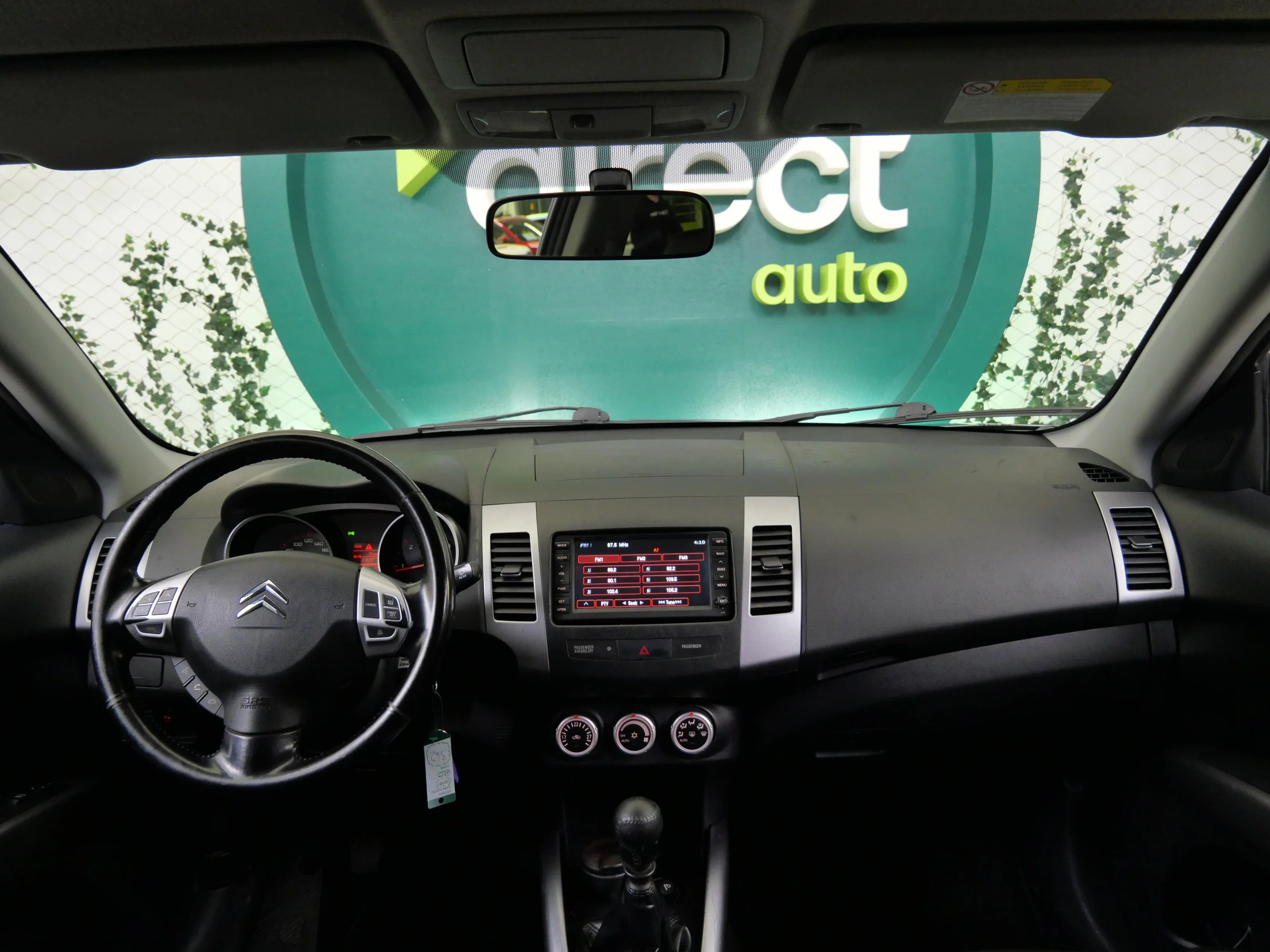 Citroen C-Crosser 2.2 HDi 115 kW, Česko — foto 5 z 6