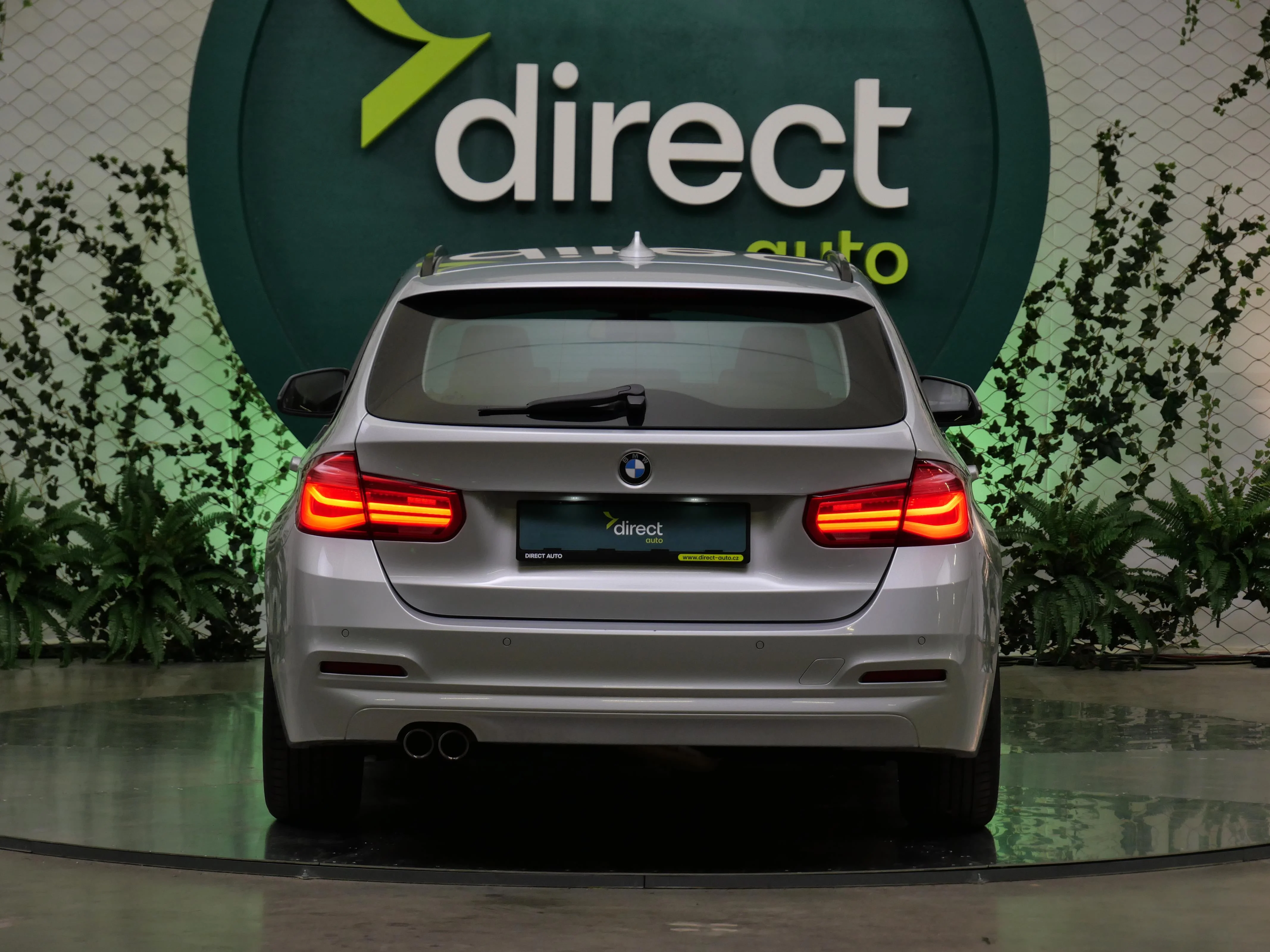 BMW Řada 3 xDrive 140 kW automatic, Česko — foto 6 z 6