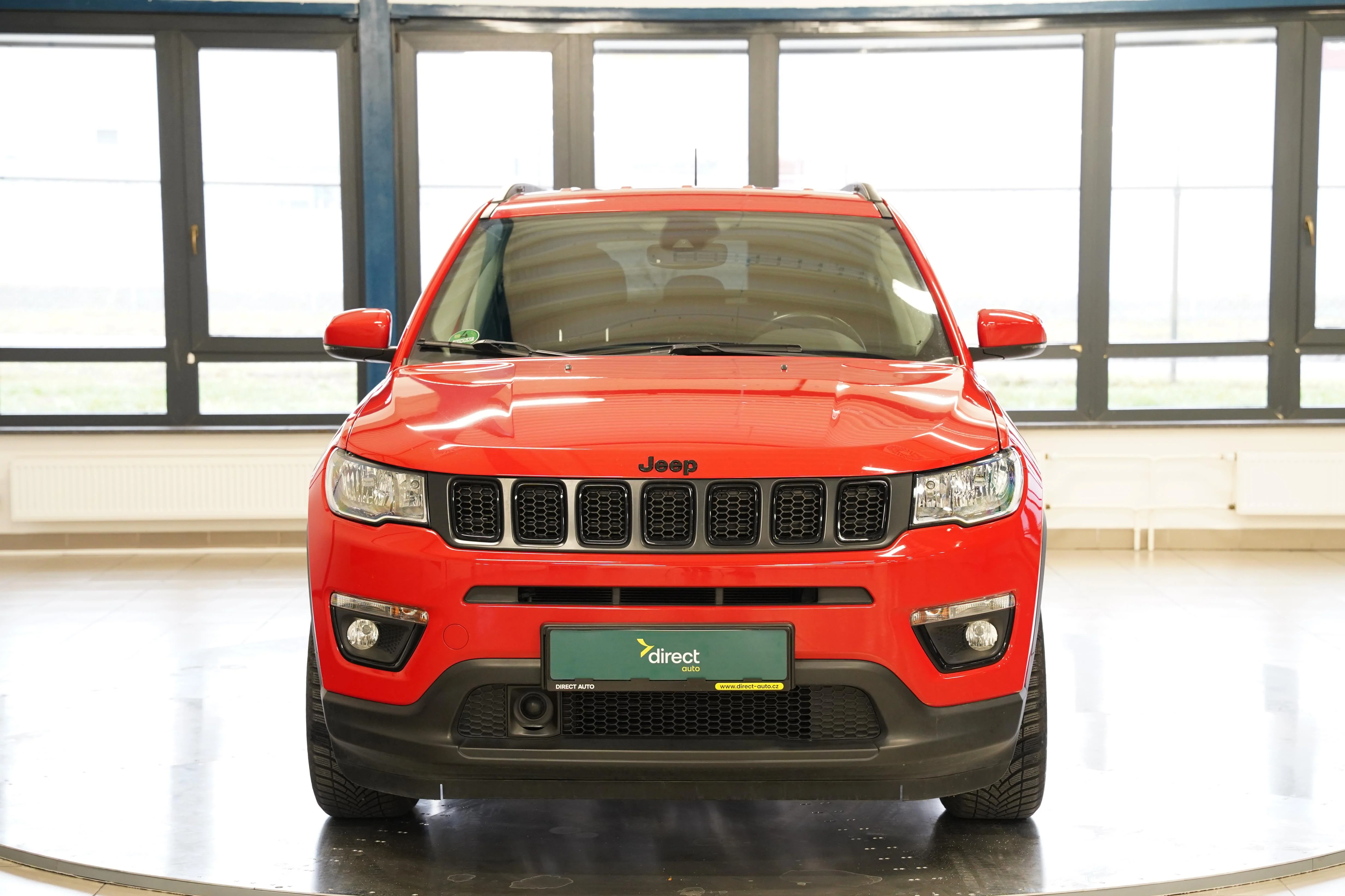 Jeep Compass Turbo Night 1.3 T 110 kW automatic, Česko — foto 4 z 6