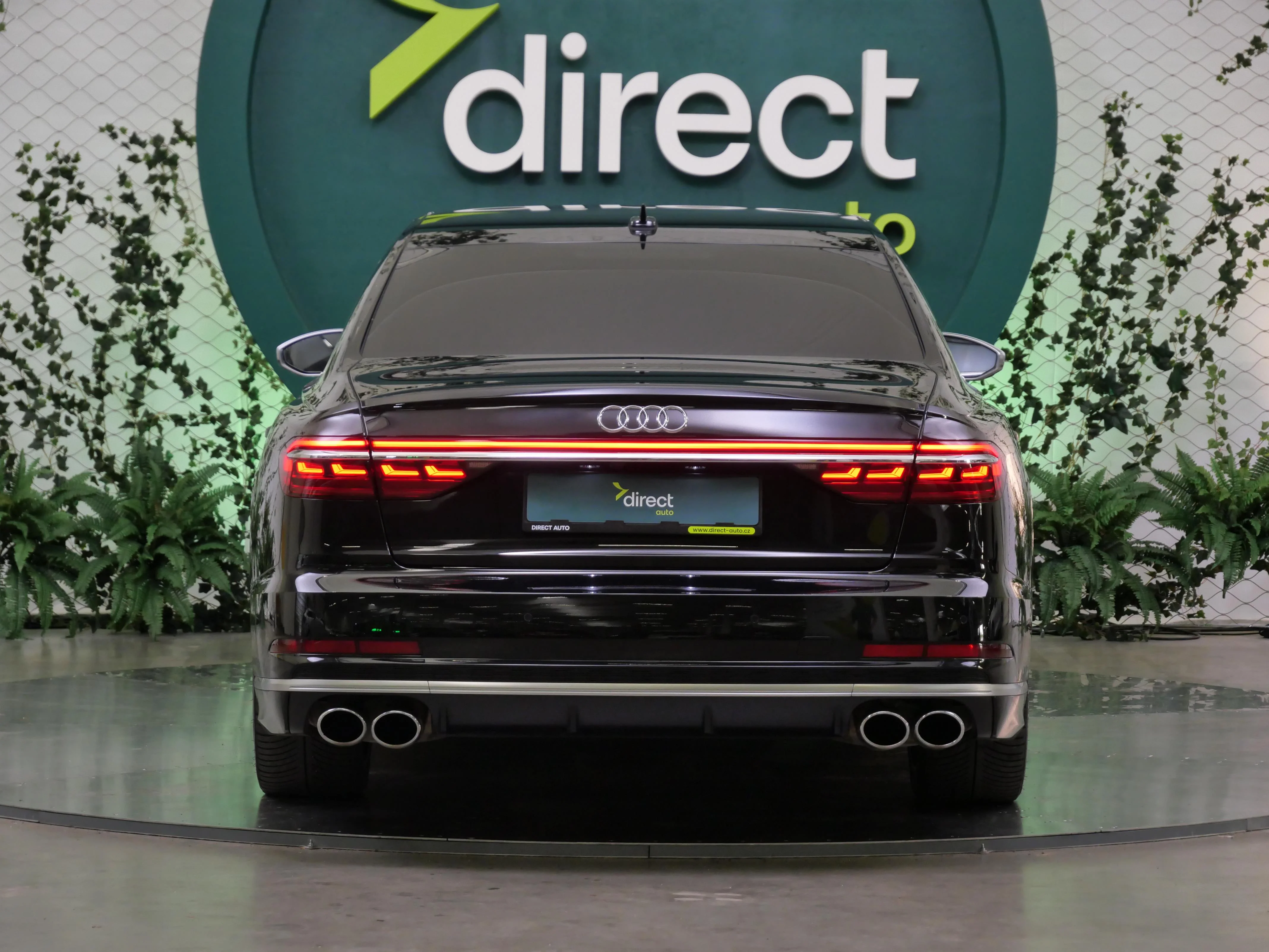 Audi s8 quattro 4.0 TFSI 420 kW automatic, Česko — foto 6 z 6