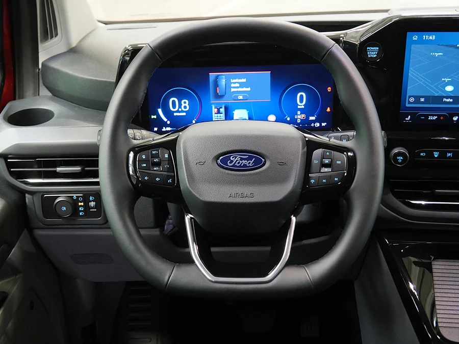 Ford Tourneo Custom EcoBlue 2.0 125 kW automatic, Česko — foto 13 z 25