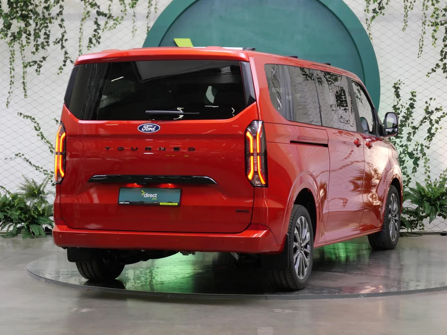 Ford Tourneo Custom EcoBlue 2.0 125 kW automatic, Česko — foto 2 z 25