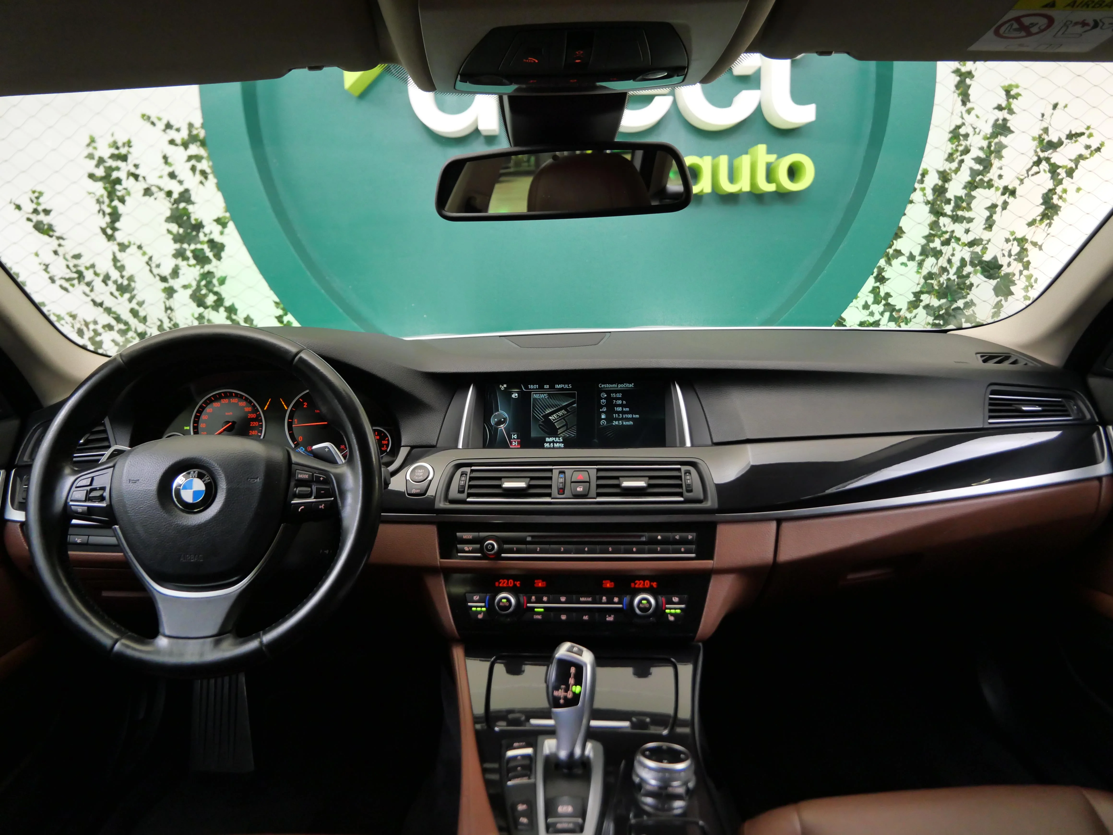BMW 520xDrive xDrive 2,0 135 kW automatic, Česko — foto 5 z 6