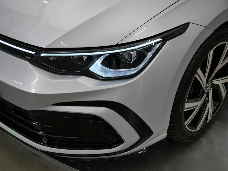 Volkswagen Golf R-Line 2.0 TDI 110 kW DSG, Česko — foto 9 z 24