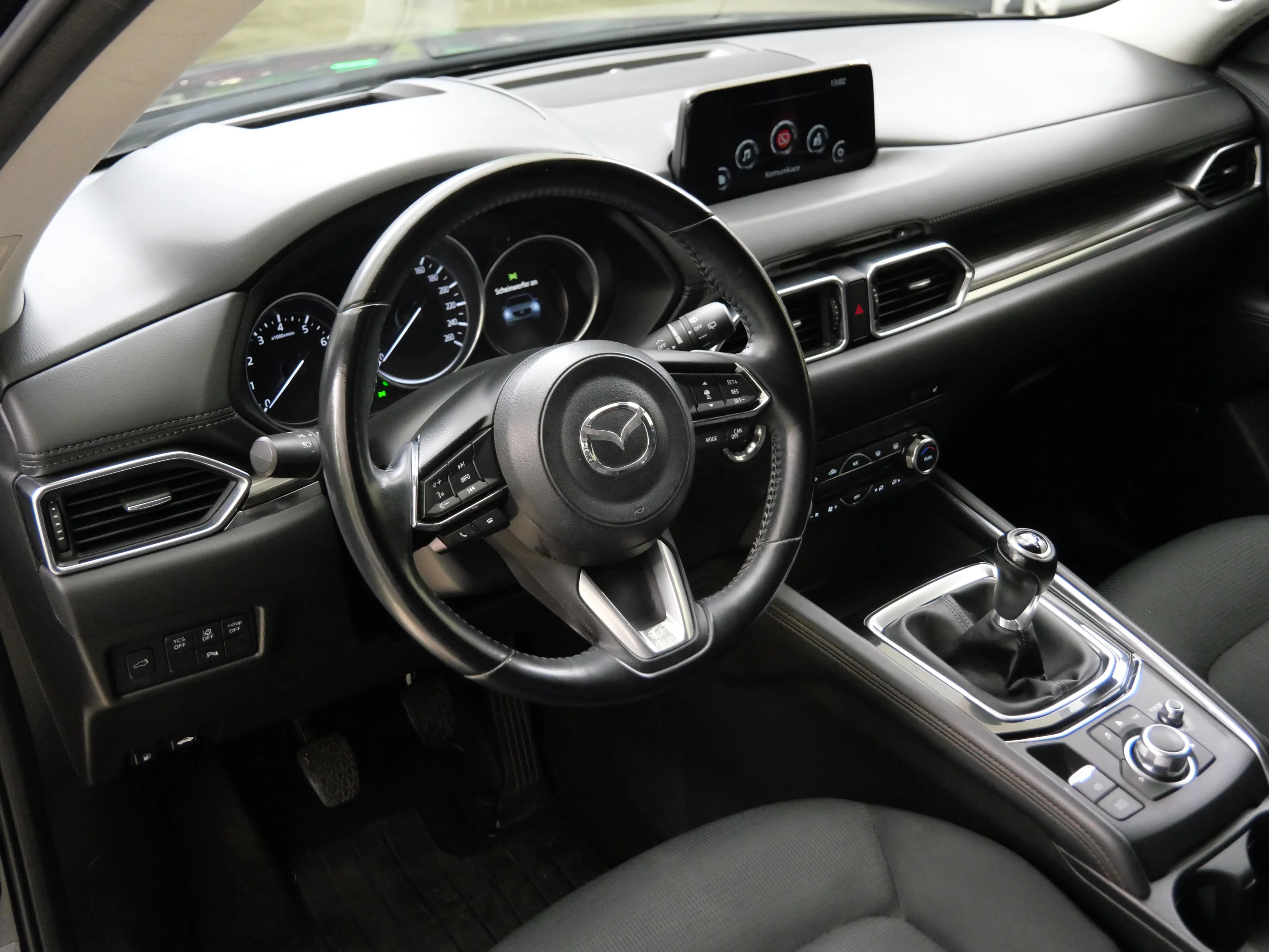 Mazda CX-5 2.0 i 118 kW, Česko — foto 5 z 6