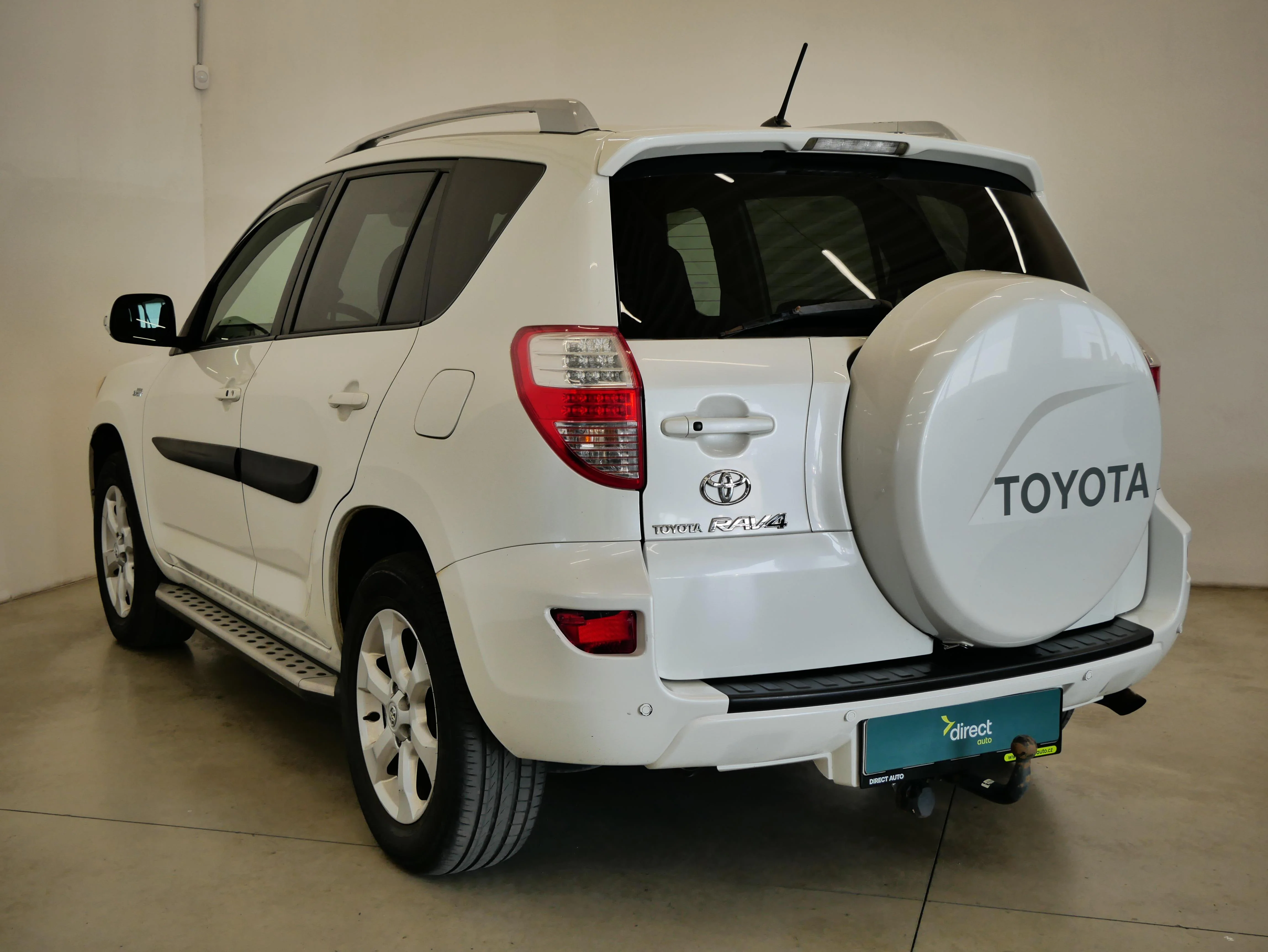 Toyota Rav4 4x4 2.2 D, Česko — foto 6 z 6