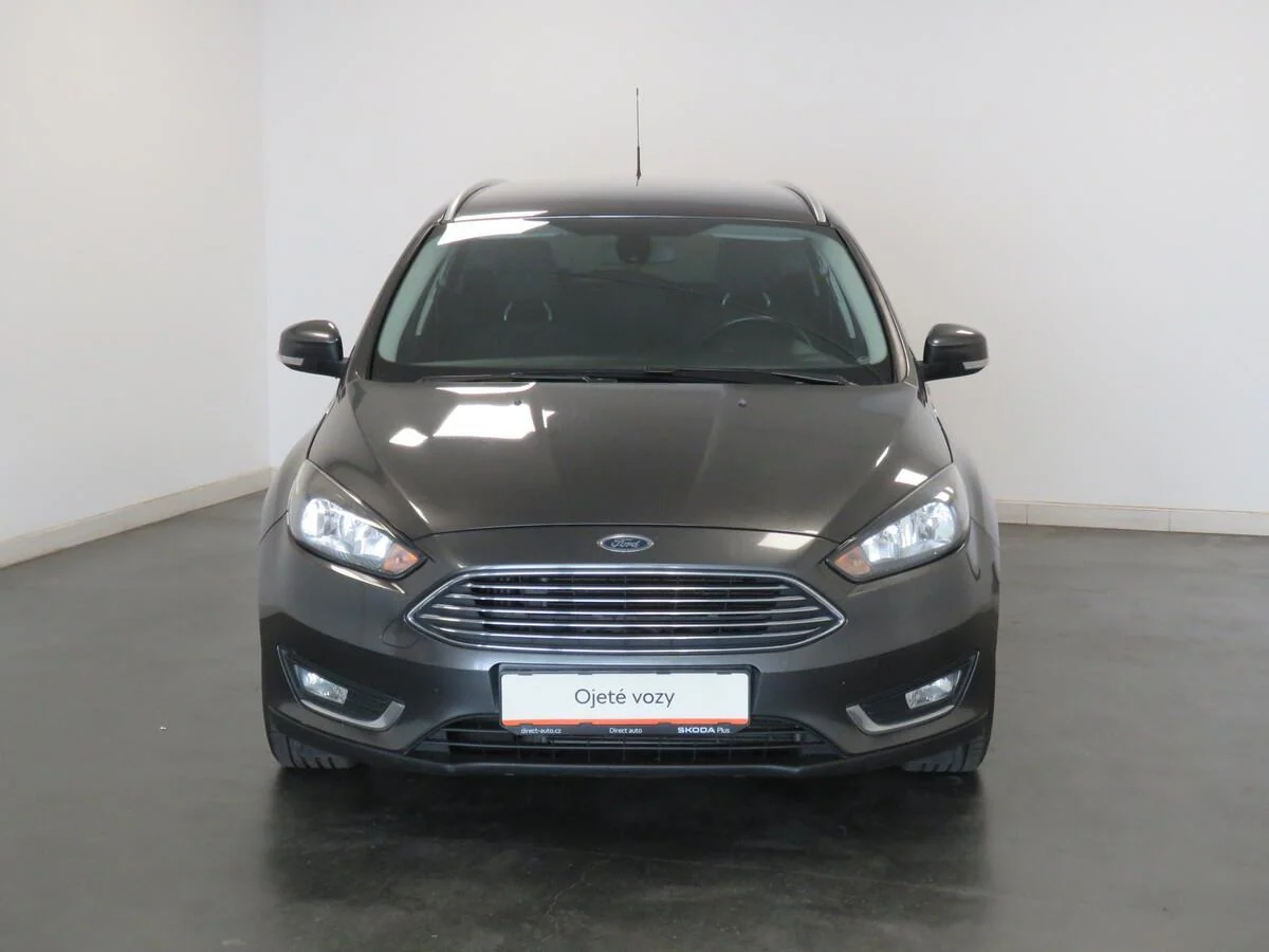 Ford Focus Ci Titanium 1.6 TD 85 kW, Česko — foto 4 z 6