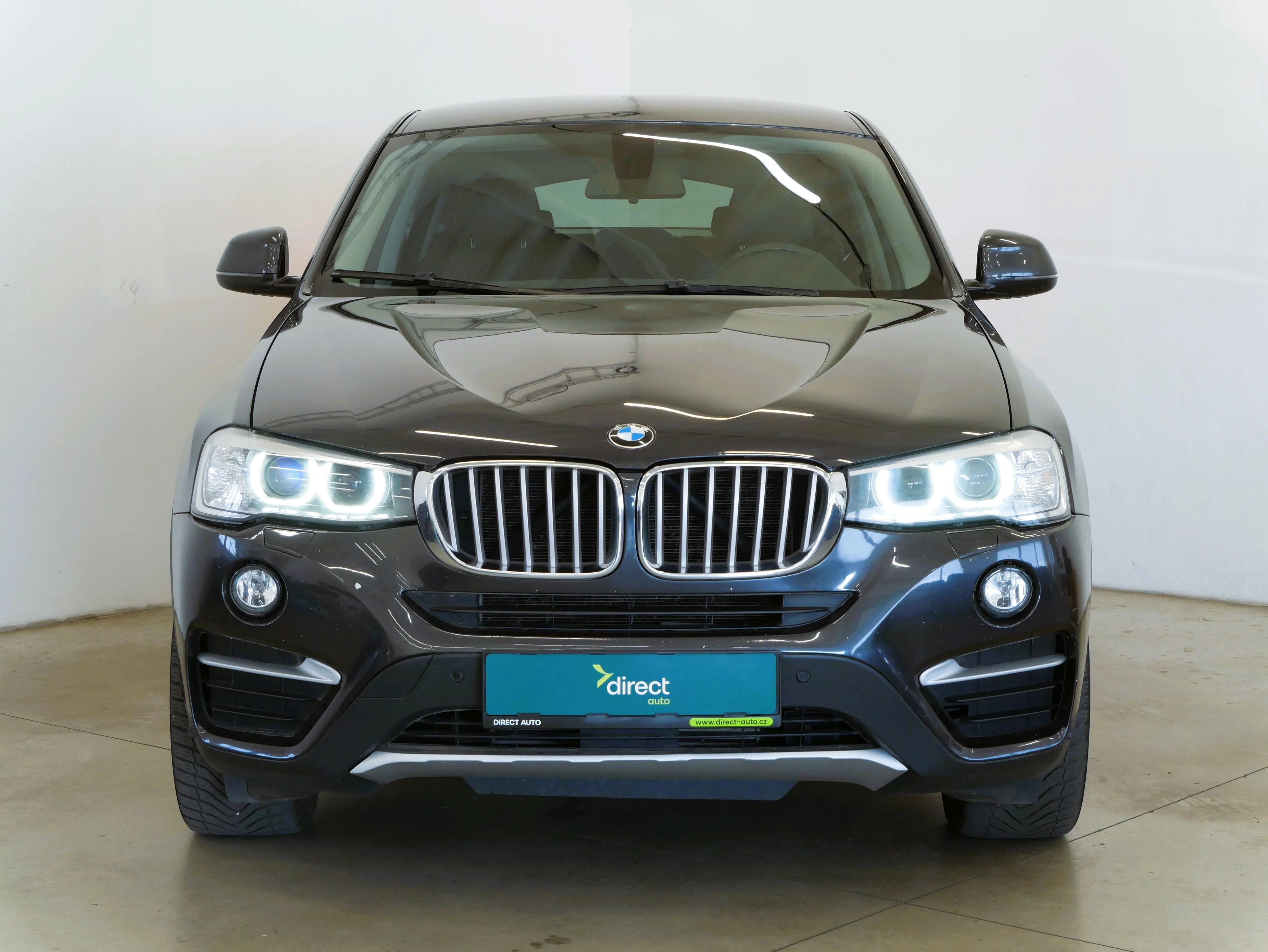BMW x4 xDrive 190 kW automatic, Česko — foto 4 z 6