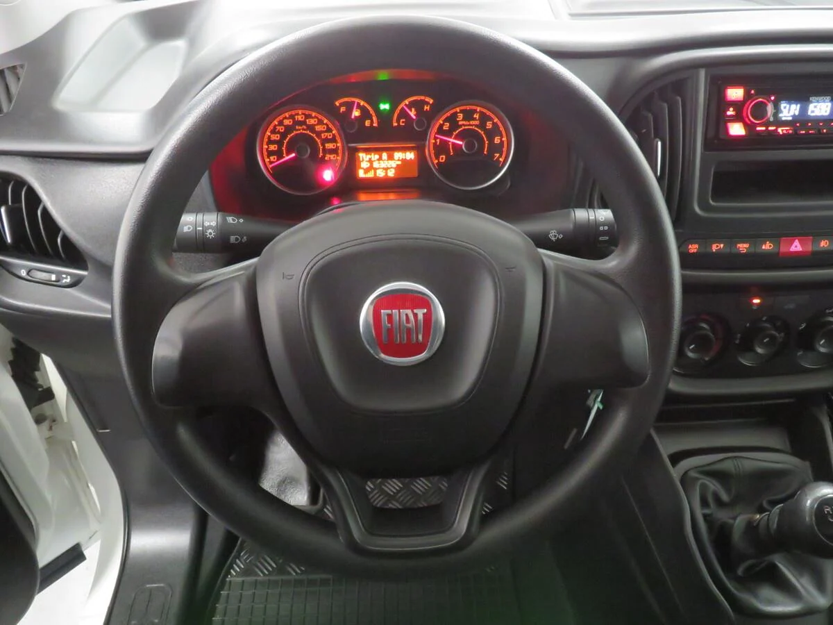 Fiat Dobló Cng 1.4 88 kW, Česko — foto 5 z 6