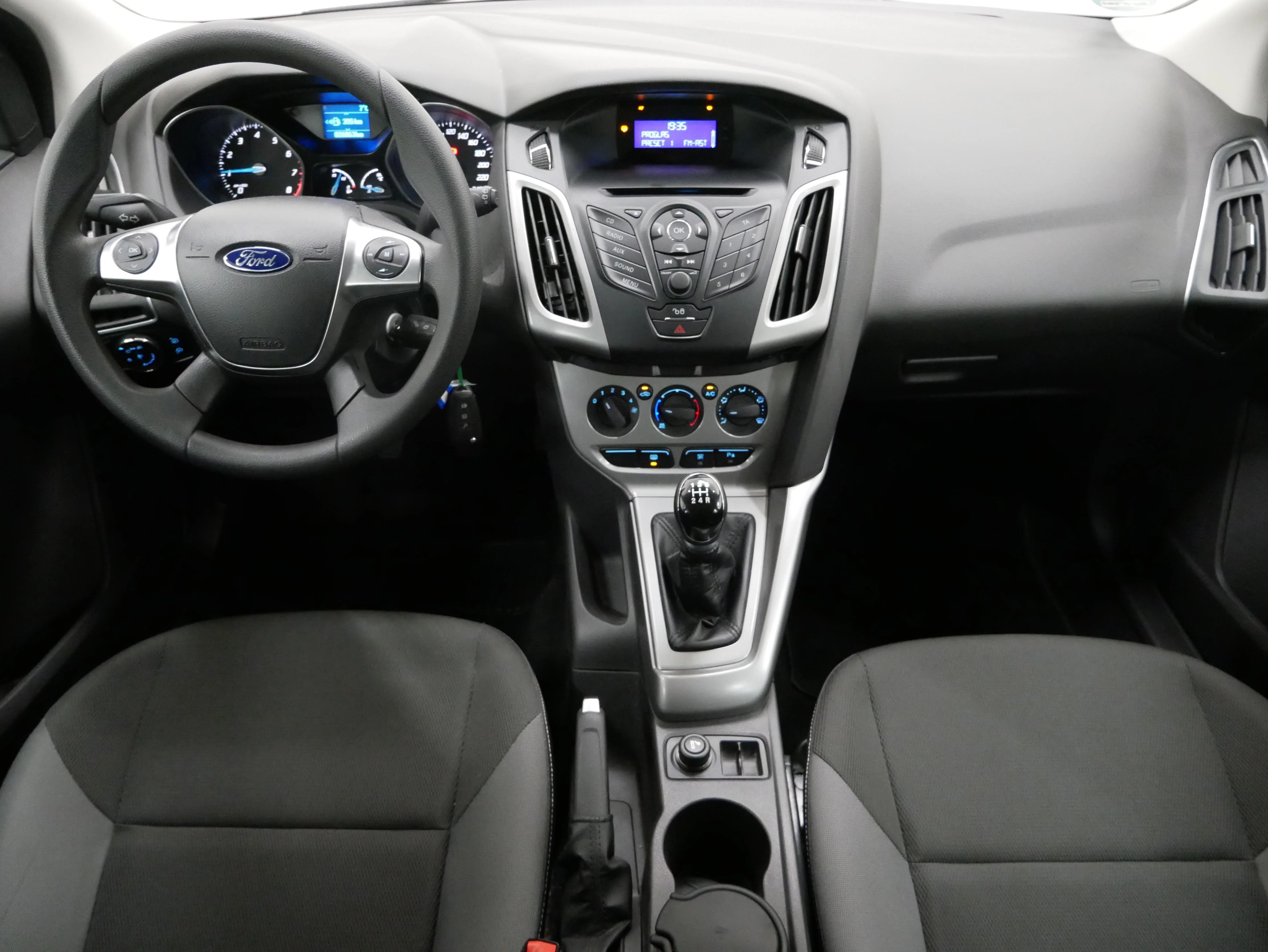 Ford Focus Ti-VCT 1.6 T 77 kW, Česko — foto 5 z 6
