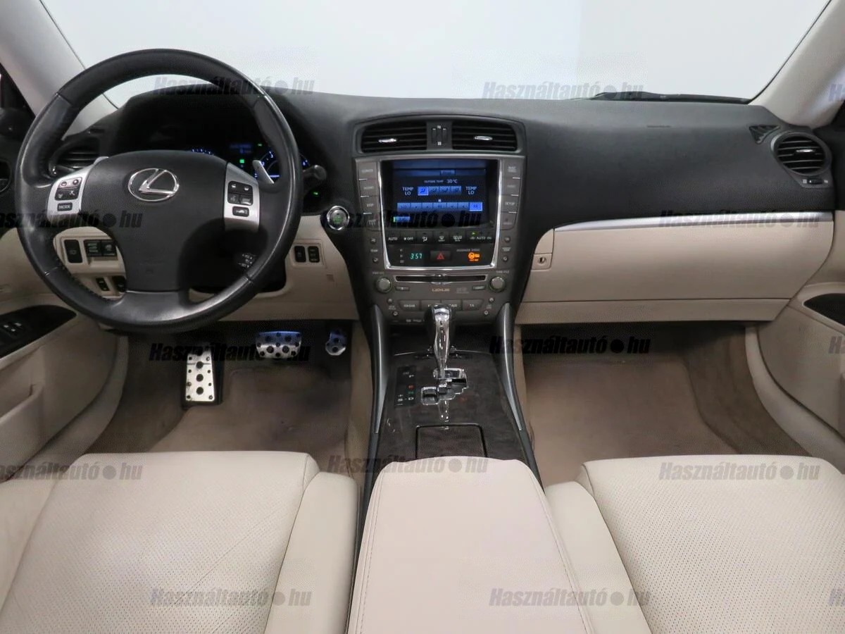 Lexus Is v6 2.5 153 kW automat, Česko — foto 5 z 6