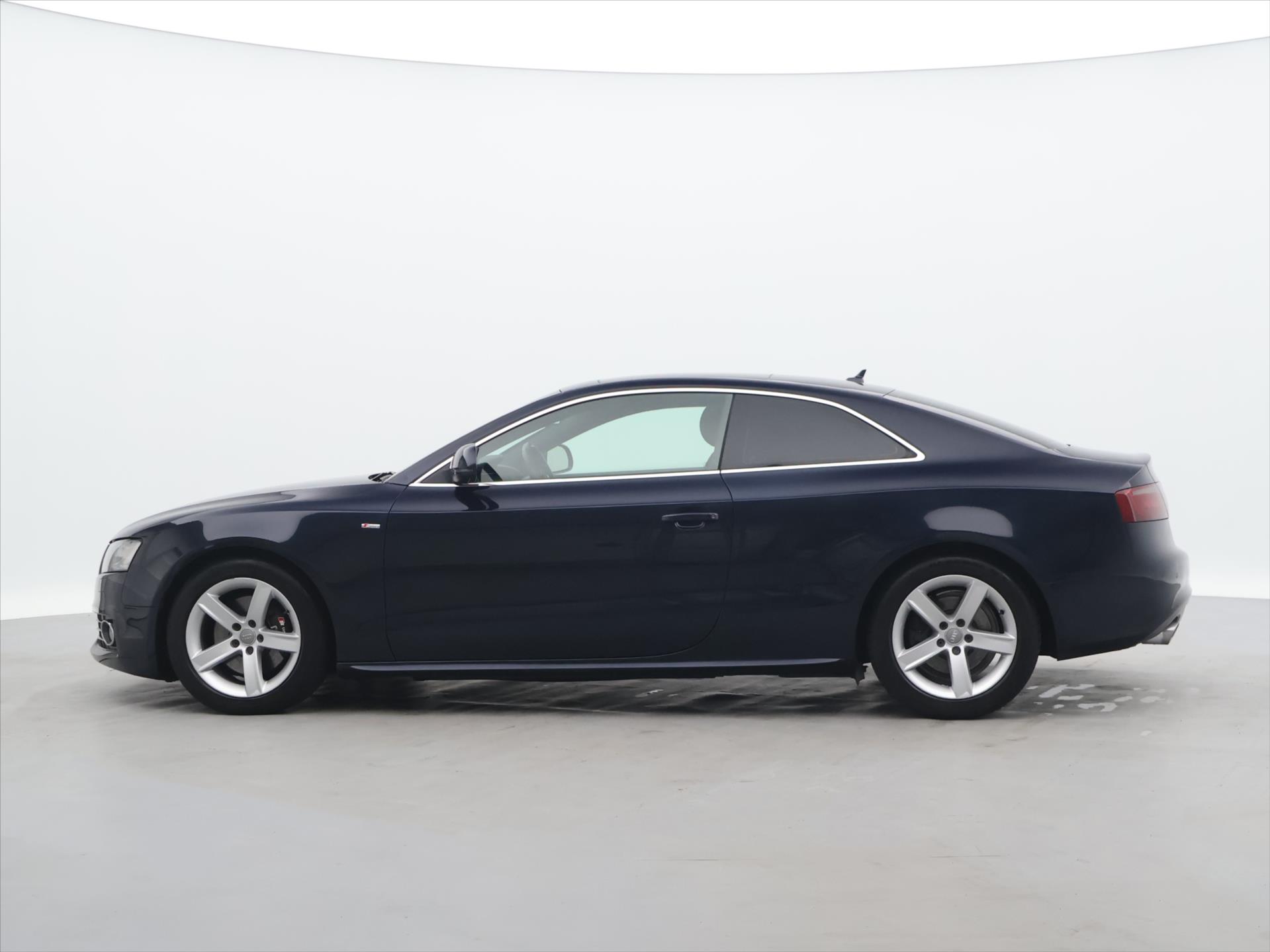 Audi a5 2,7 TDI 140kW automatic rok 2008, 254 062 km, Česko — foto 4 z 37