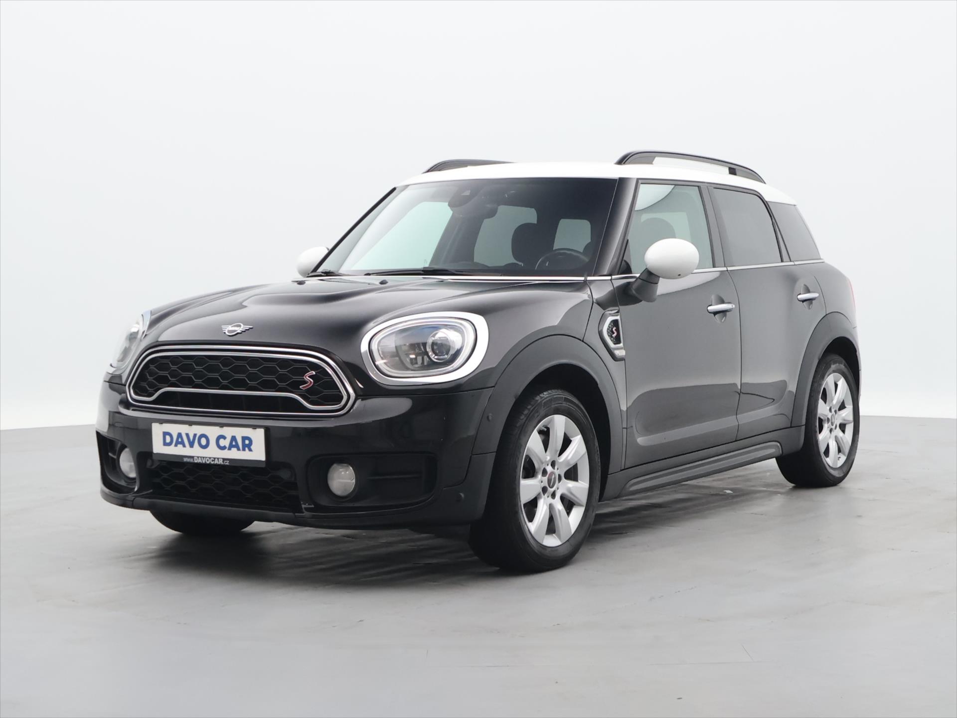 MINI Countryman Sd ALL4 2,0 140kW rok 2018, 102 909 km, Česko — foto 3 z 43