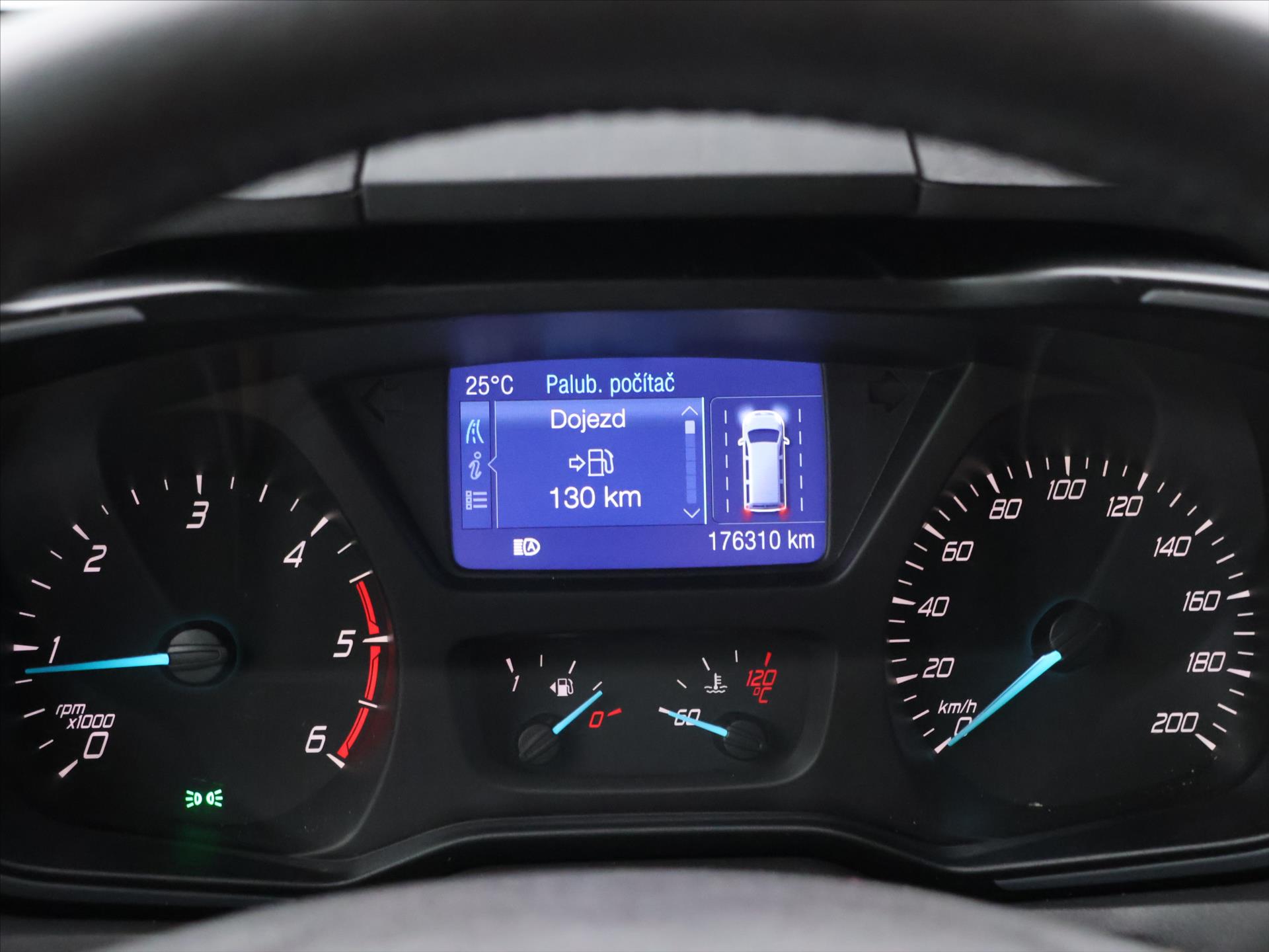 Ford Transit Custom Ci 2,2 TD 92kW rok 2015, 176 310 km, Česko — foto 15 z 35