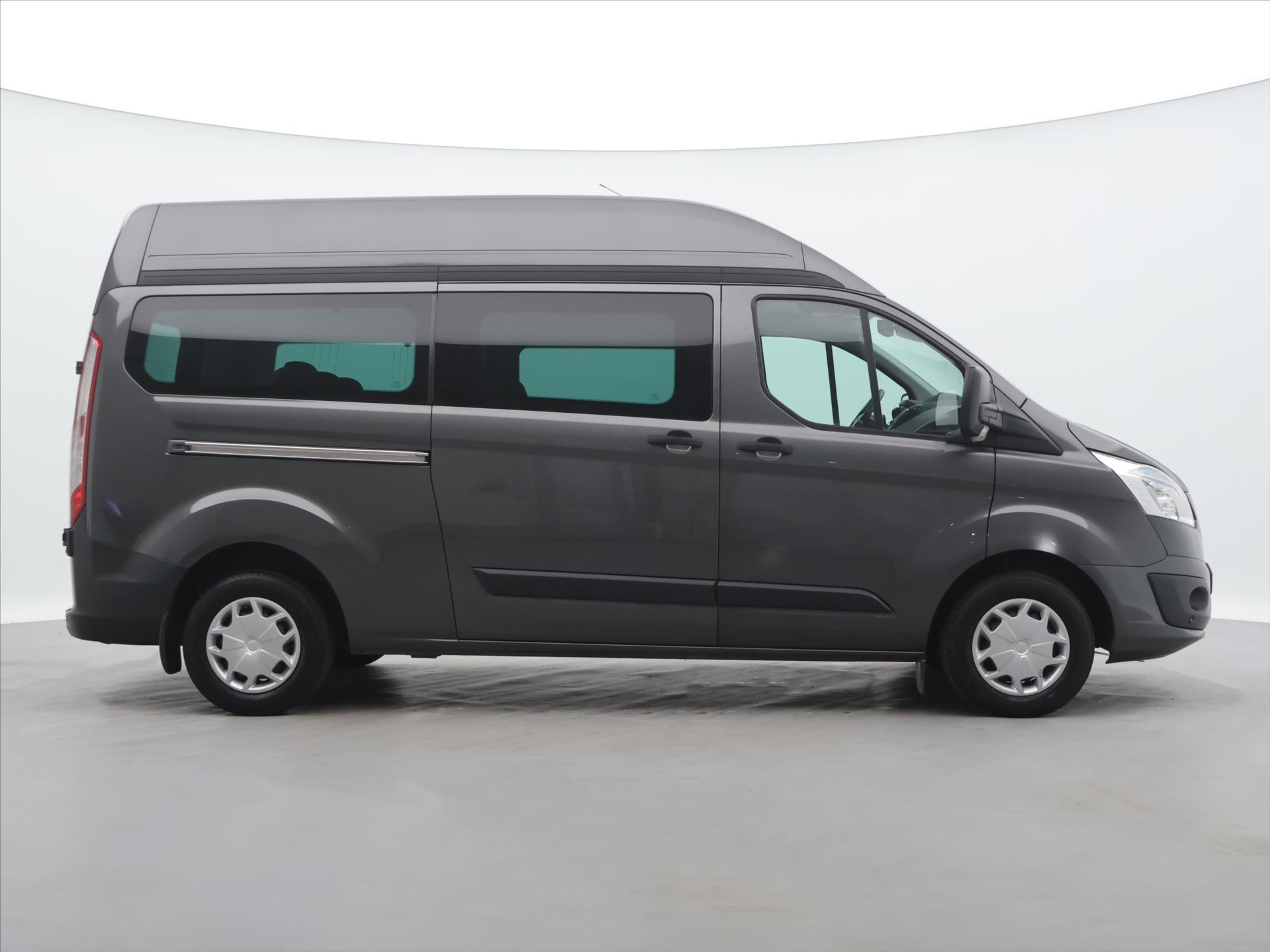 Ford Transit Custom Ci 2,2 TD 92kW rok 2015, 176 310 km, Česko — foto 8 z 35